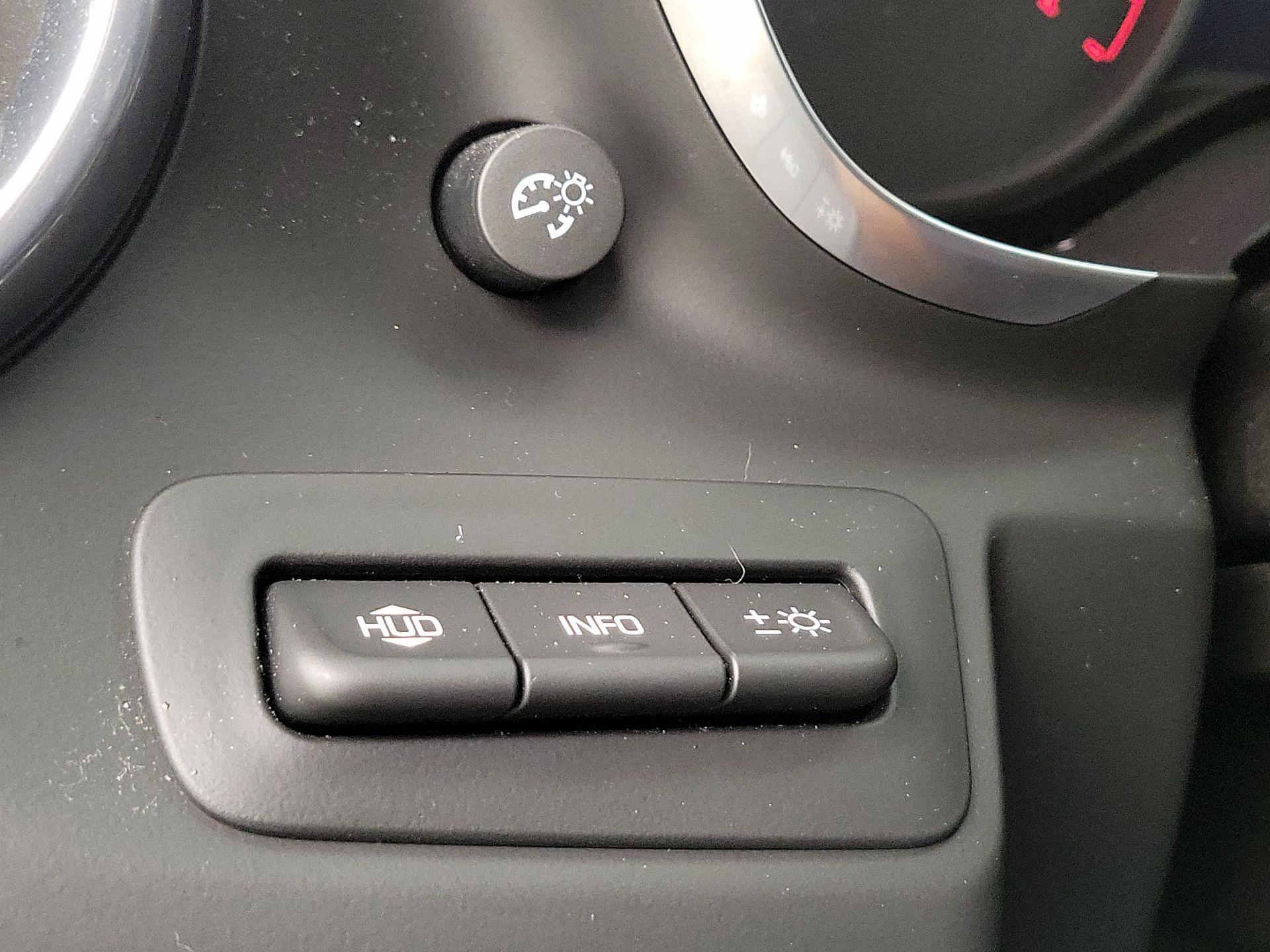 Thumbnail: 2017 Chevrolet Camaro - 13