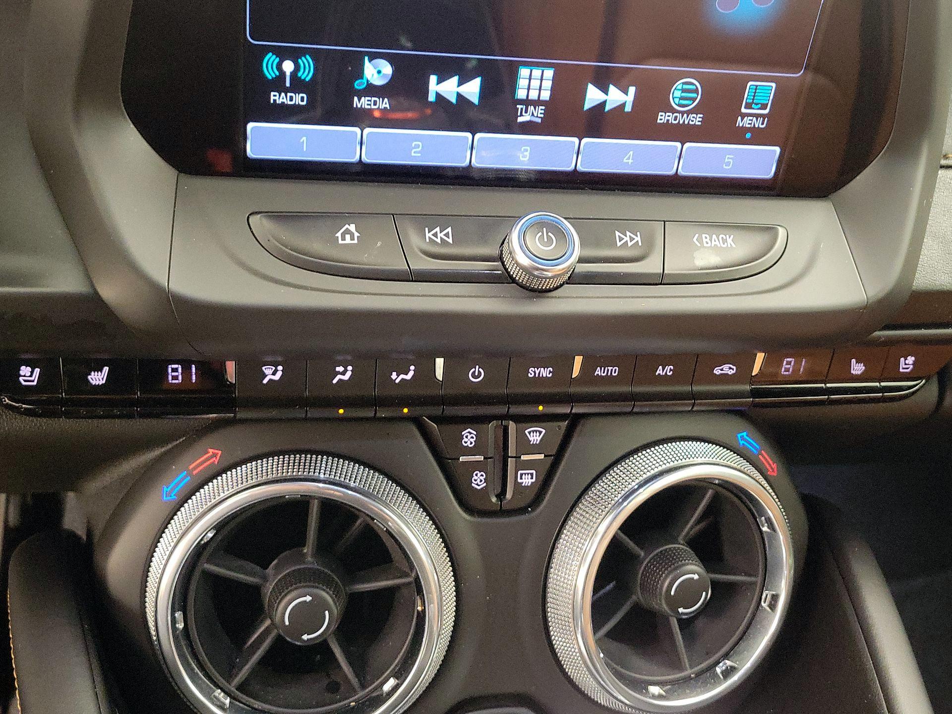 Thumbnail: 2017 Chevrolet Camaro - 16