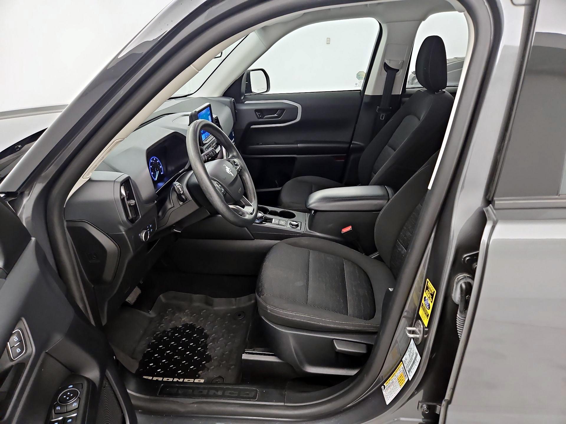 Thumbnail: 2022 Ford Bronco Sport - 11