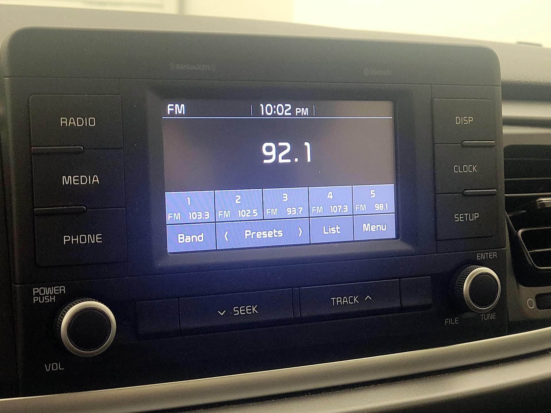 Thumbnail: 2019 Kia Rio - 15