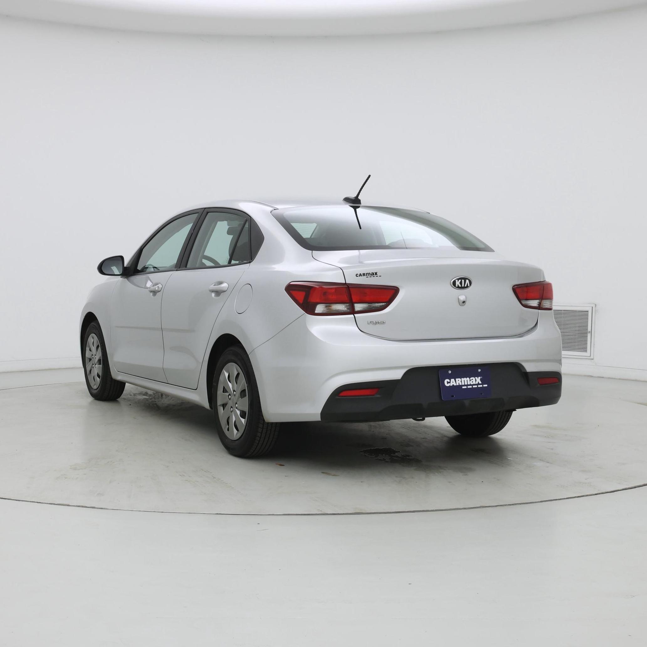 Thumbnail: 2019 Kia Rio - 2