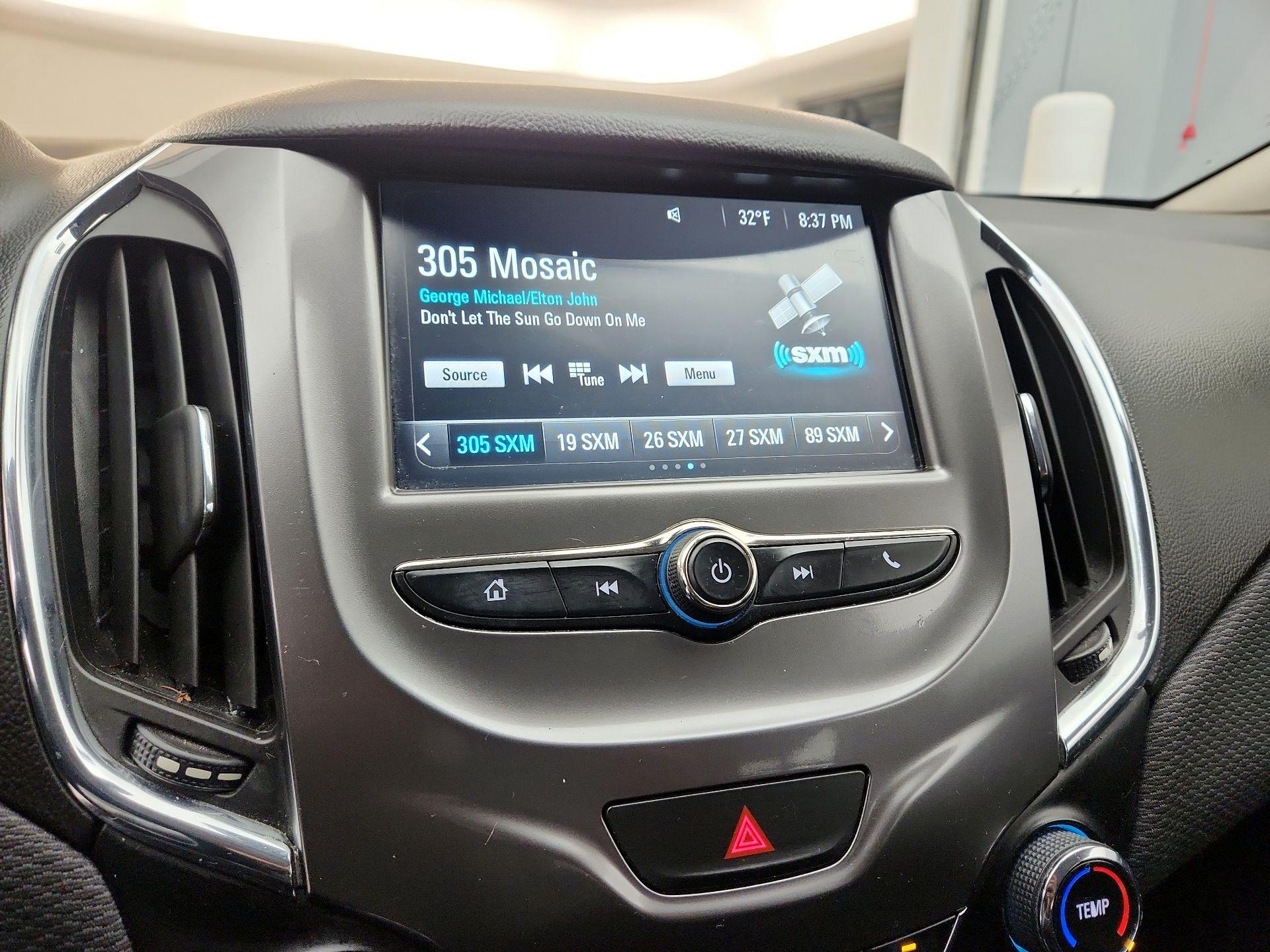 Thumbnail: 2017 Chevrolet Cruze - 15