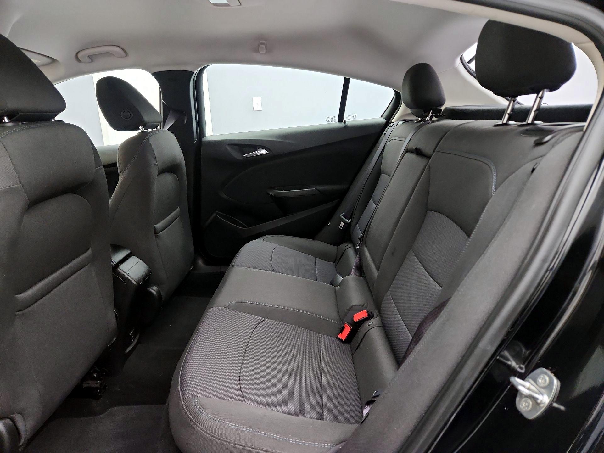 Thumbnail: 2017 Chevrolet Cruze - 19