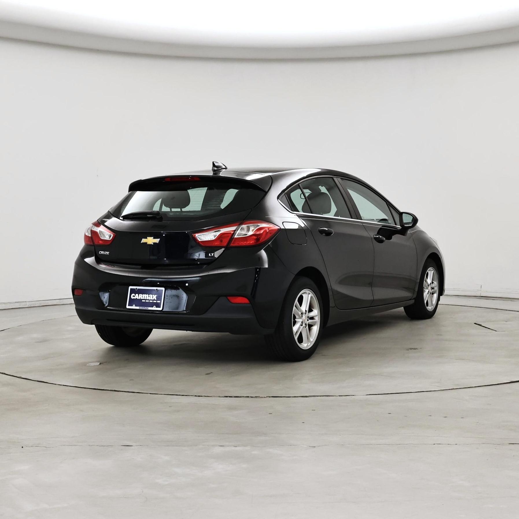 Thumbnail: 2017 Chevrolet Cruze - 8