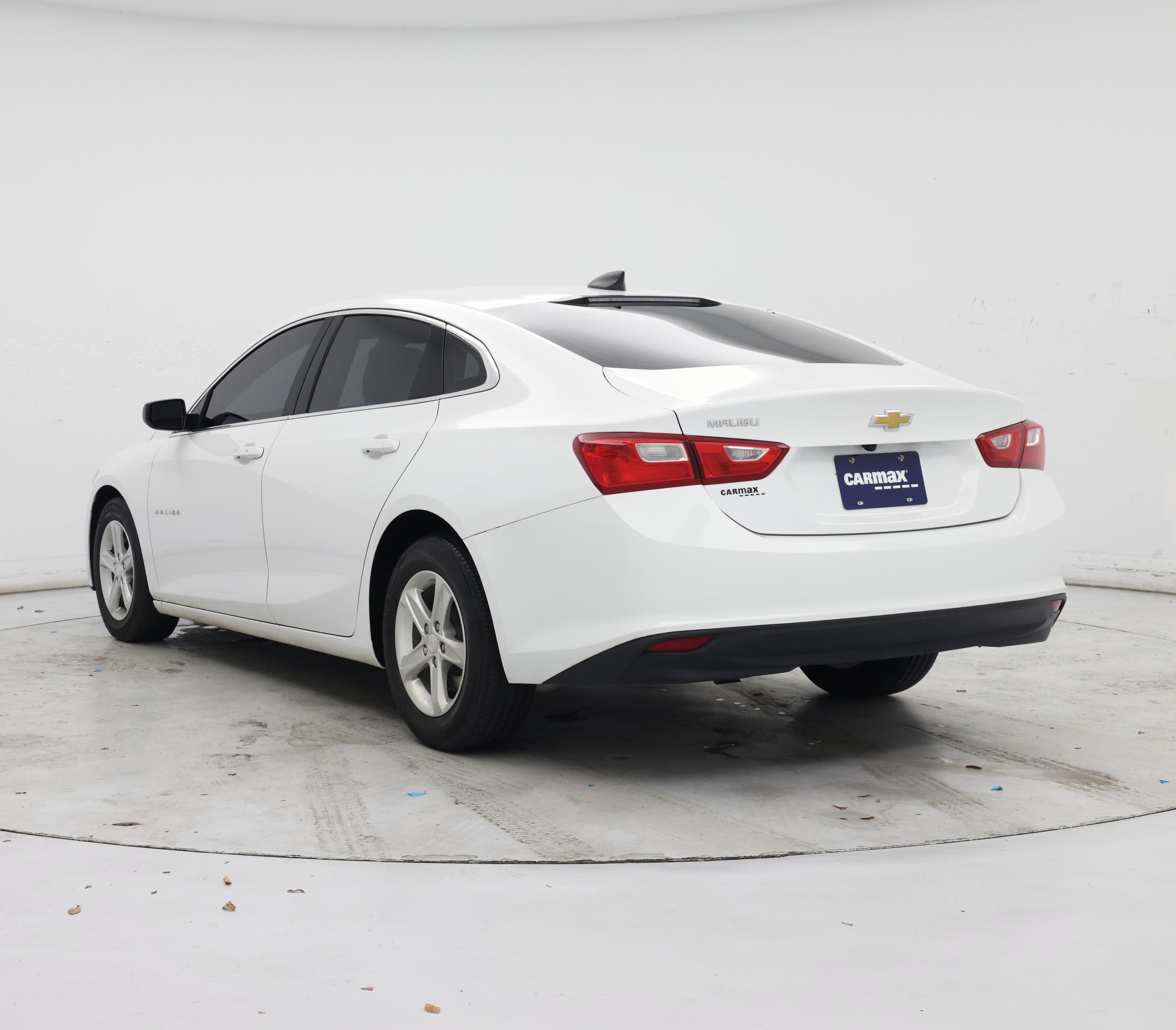 Thumbnail: 2022 Chevrolet Malibu - 2