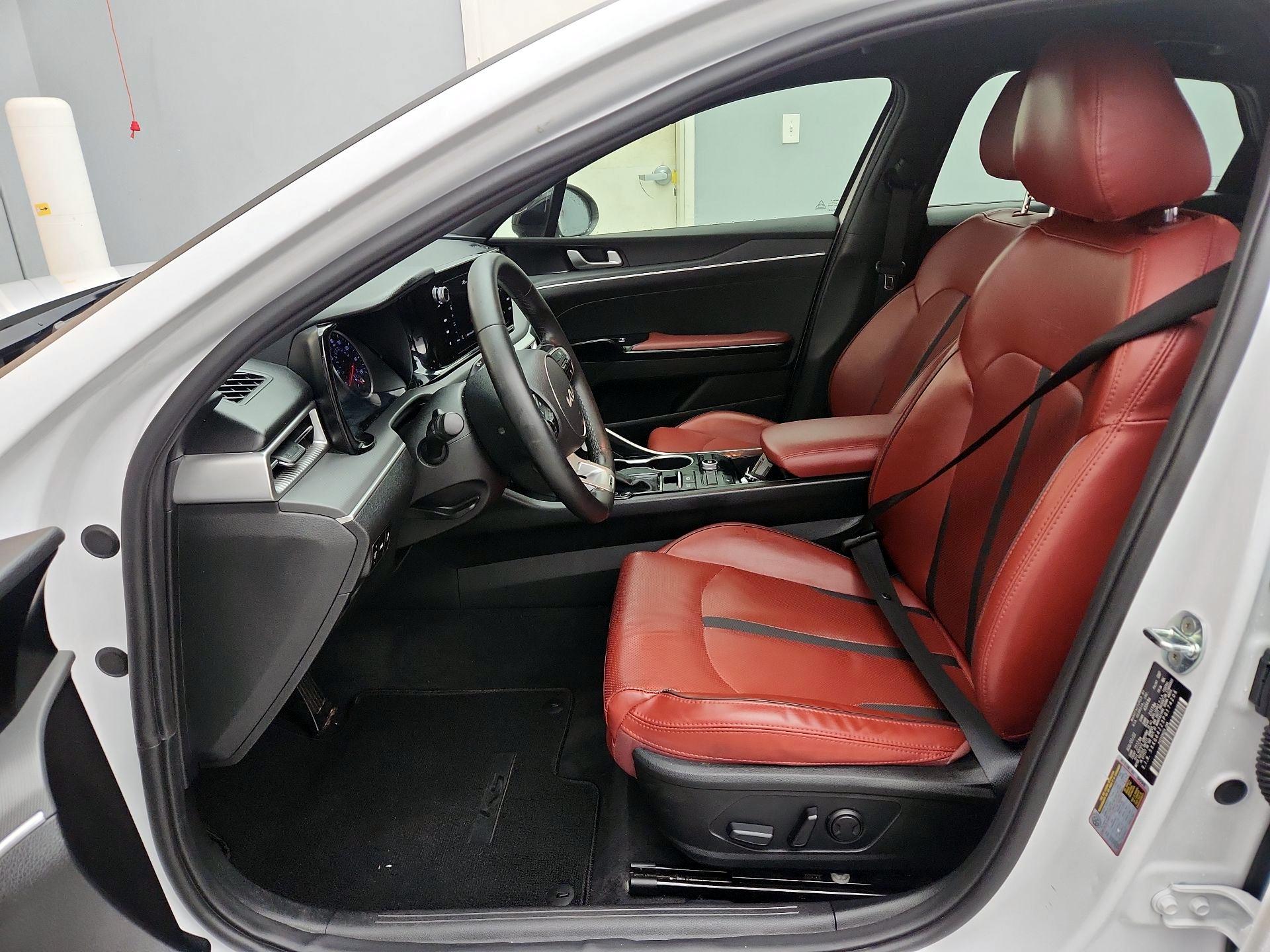 Thumbnail: 2023 Kia K5 - 11