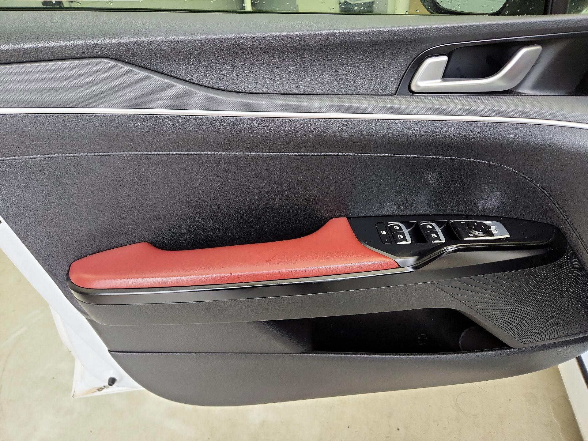 Thumbnail: 2023 Kia K5 - 12