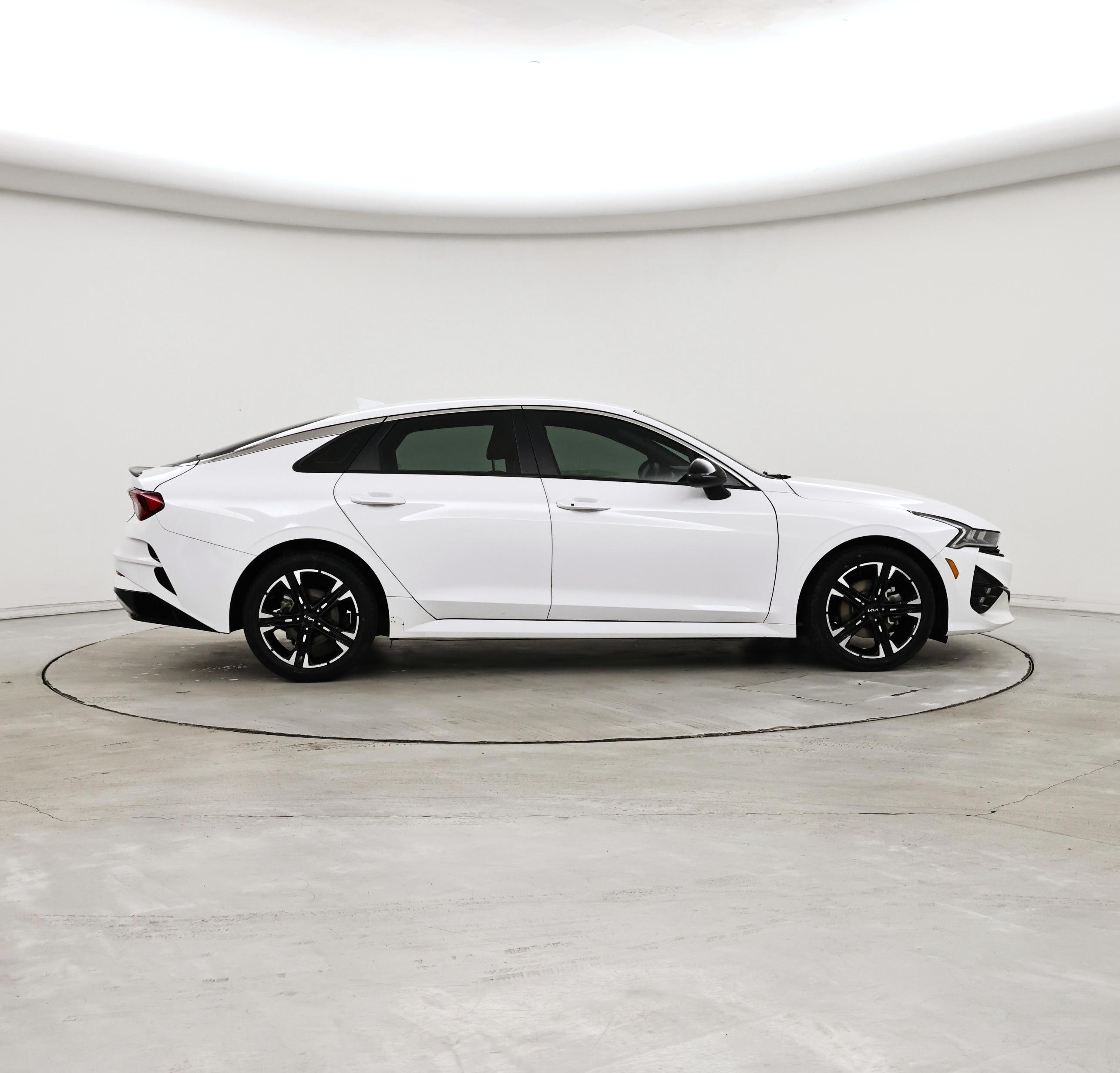 Thumbnail: 2023 Kia K5 - 7