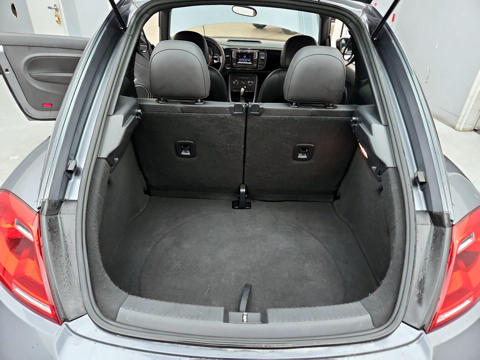 Thumbnail: 2016 Volkswagen Beetle - 19