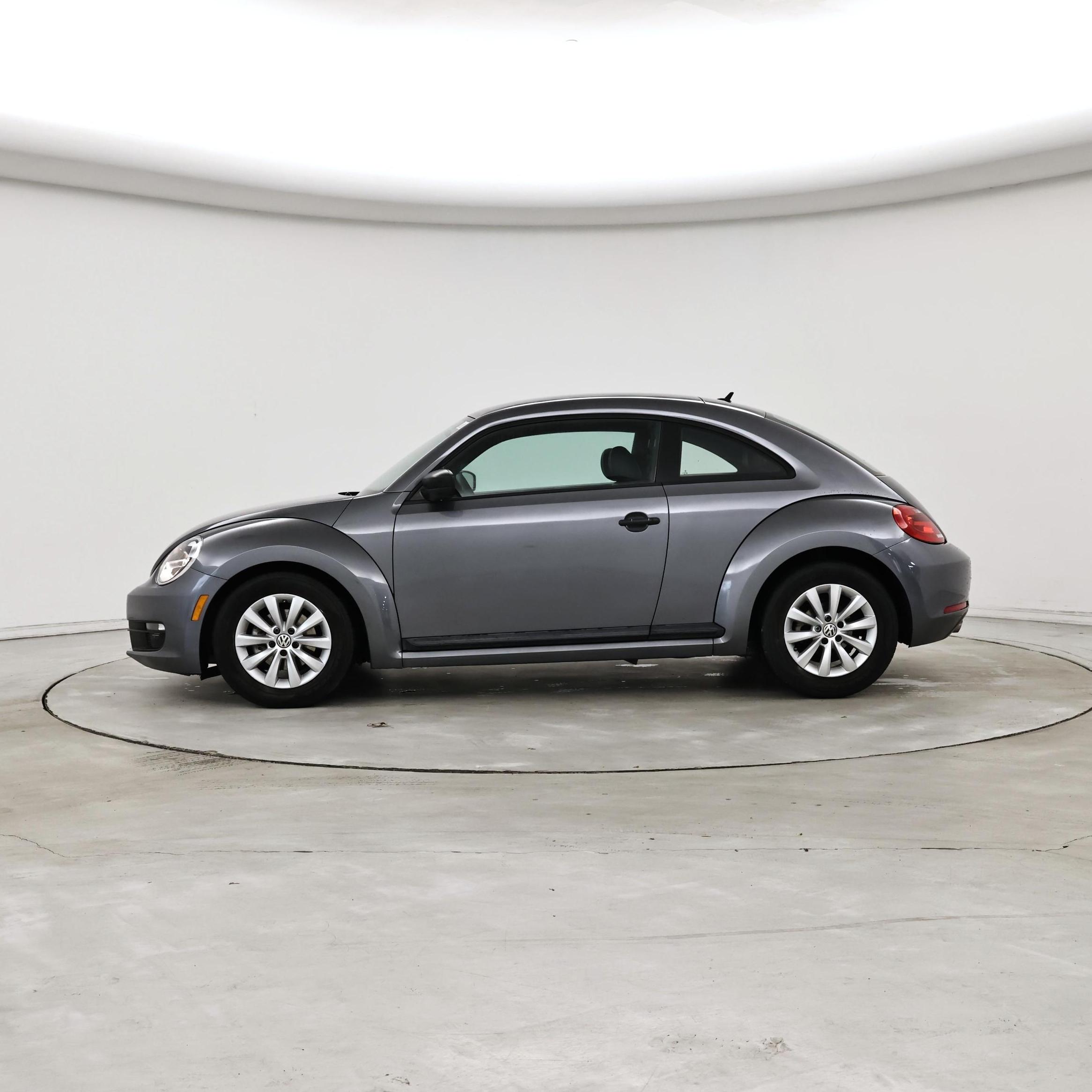 Thumbnail: 2016 Volkswagen Beetle - 3
