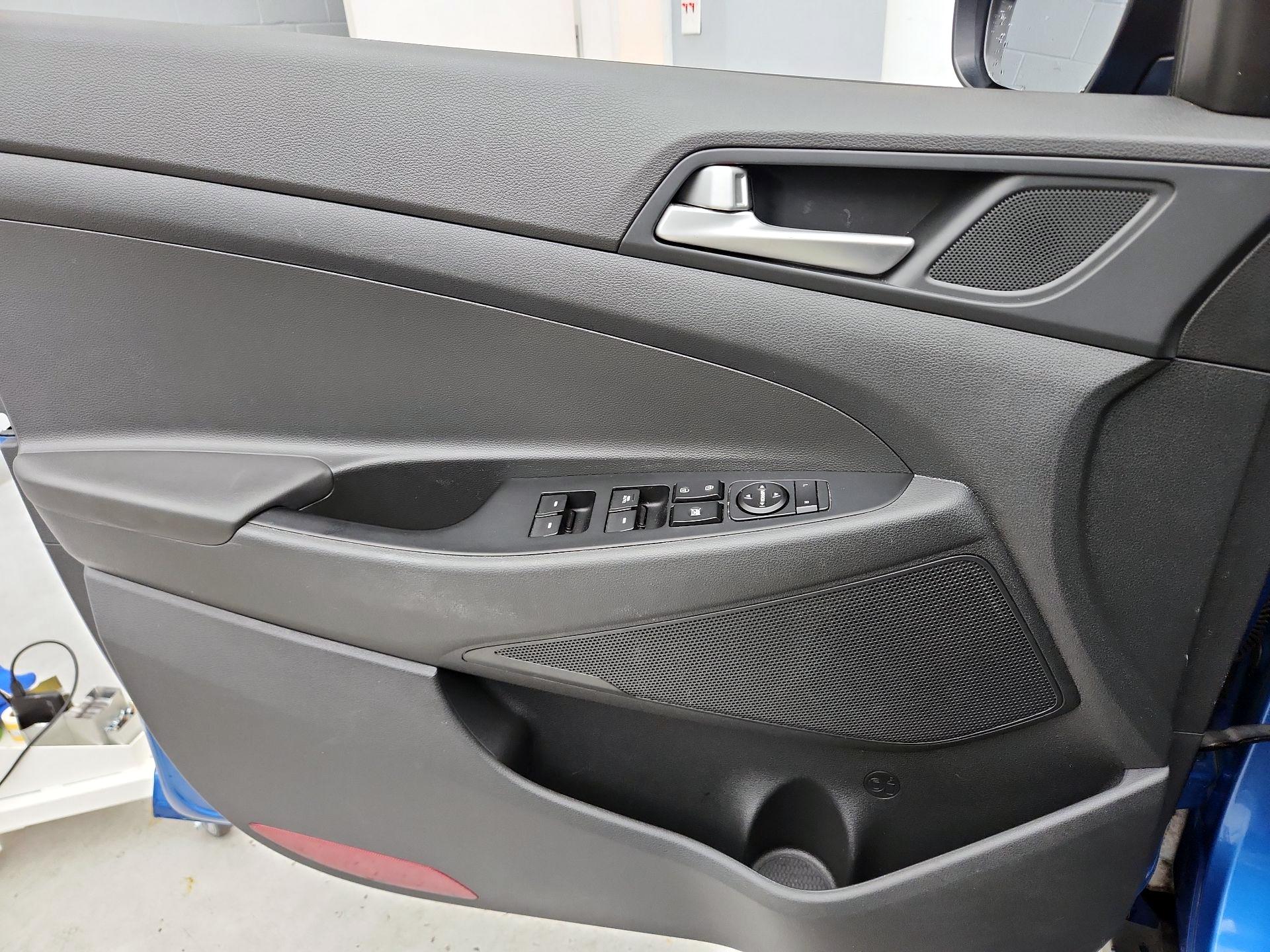 Thumbnail: 2021 Hyundai Tucson - 12