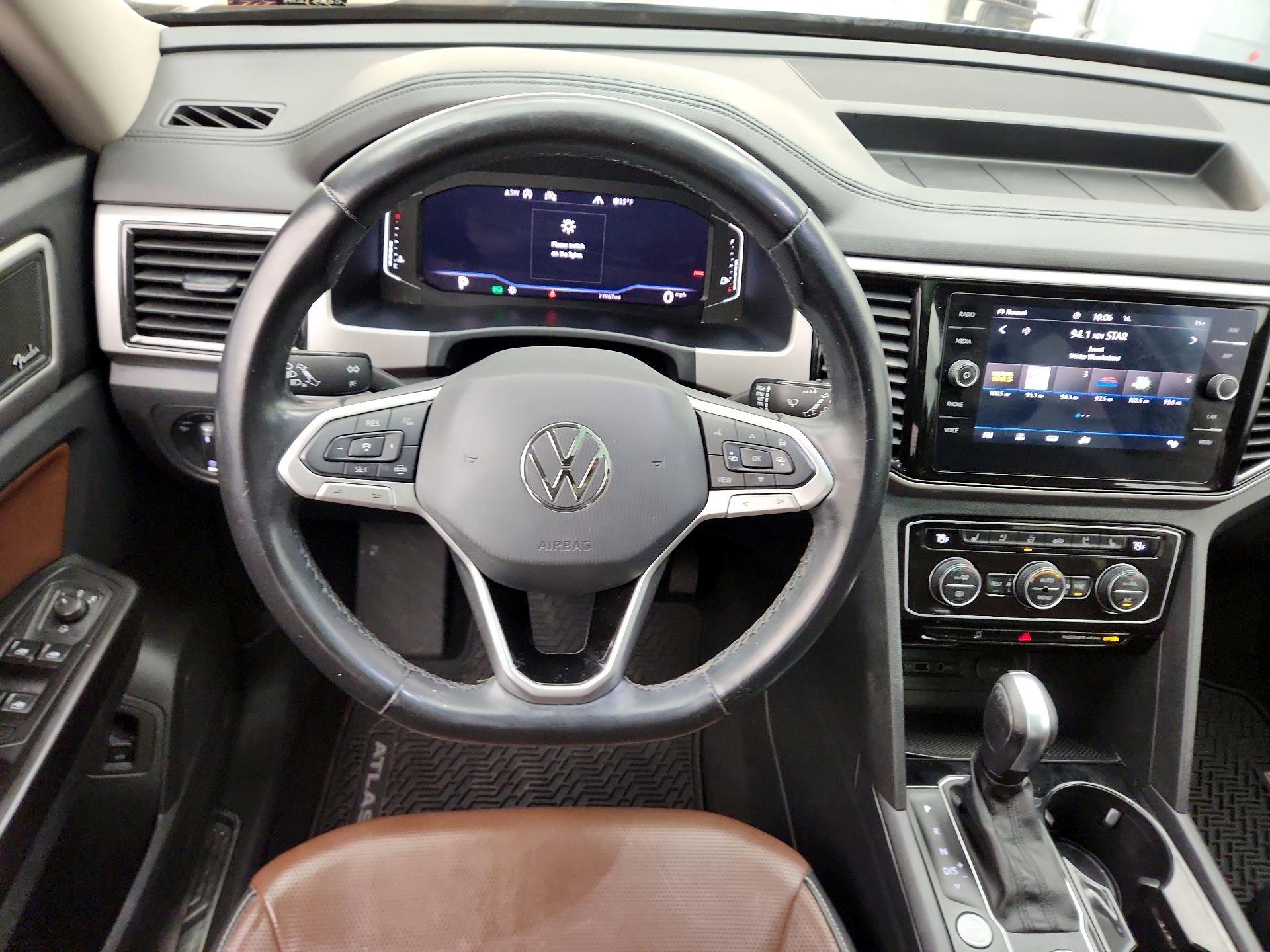 Thumbnail: 2021 Volkswagen Atlas - 10