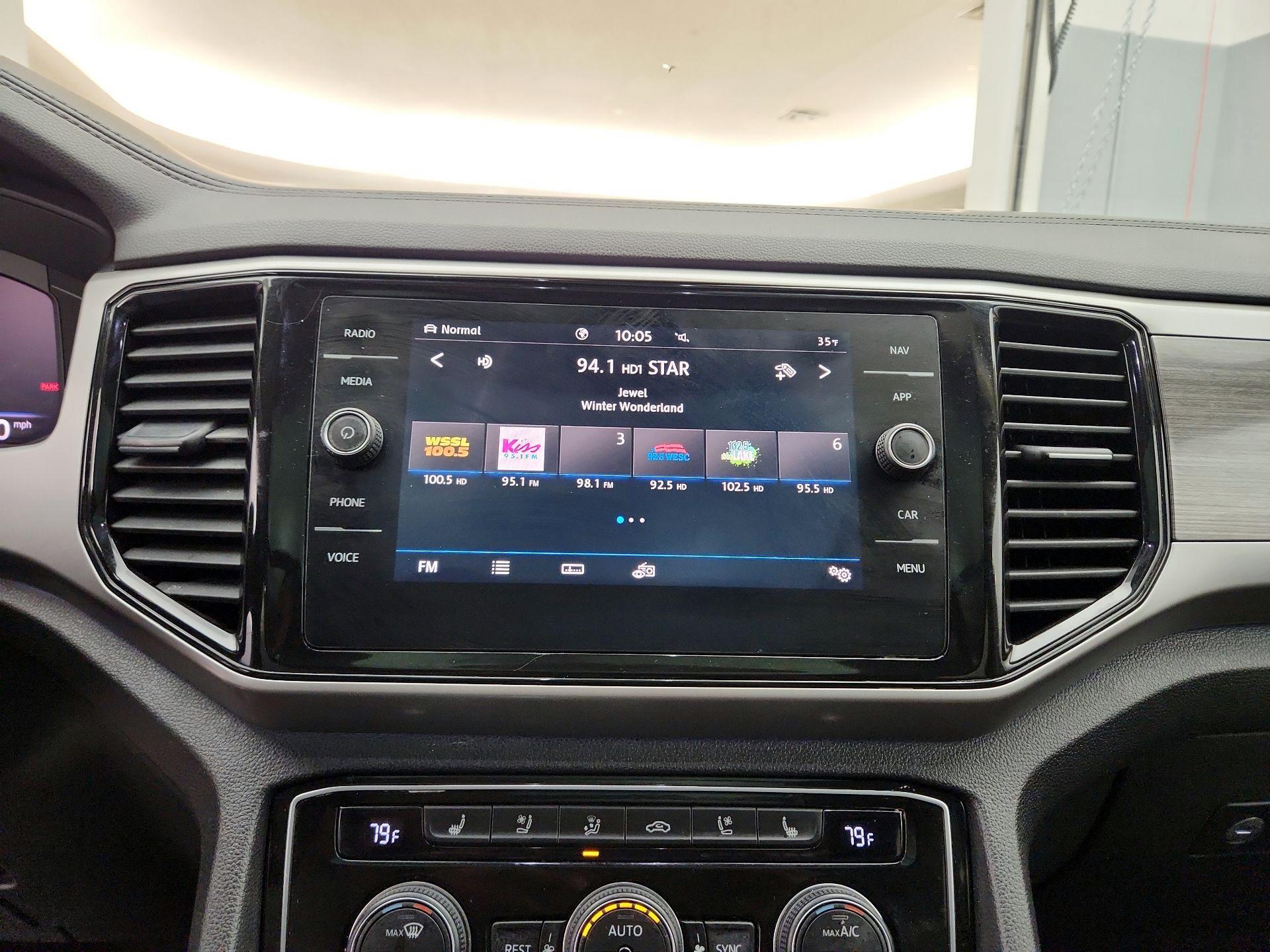 Thumbnail: 2021 Volkswagen Atlas - 15