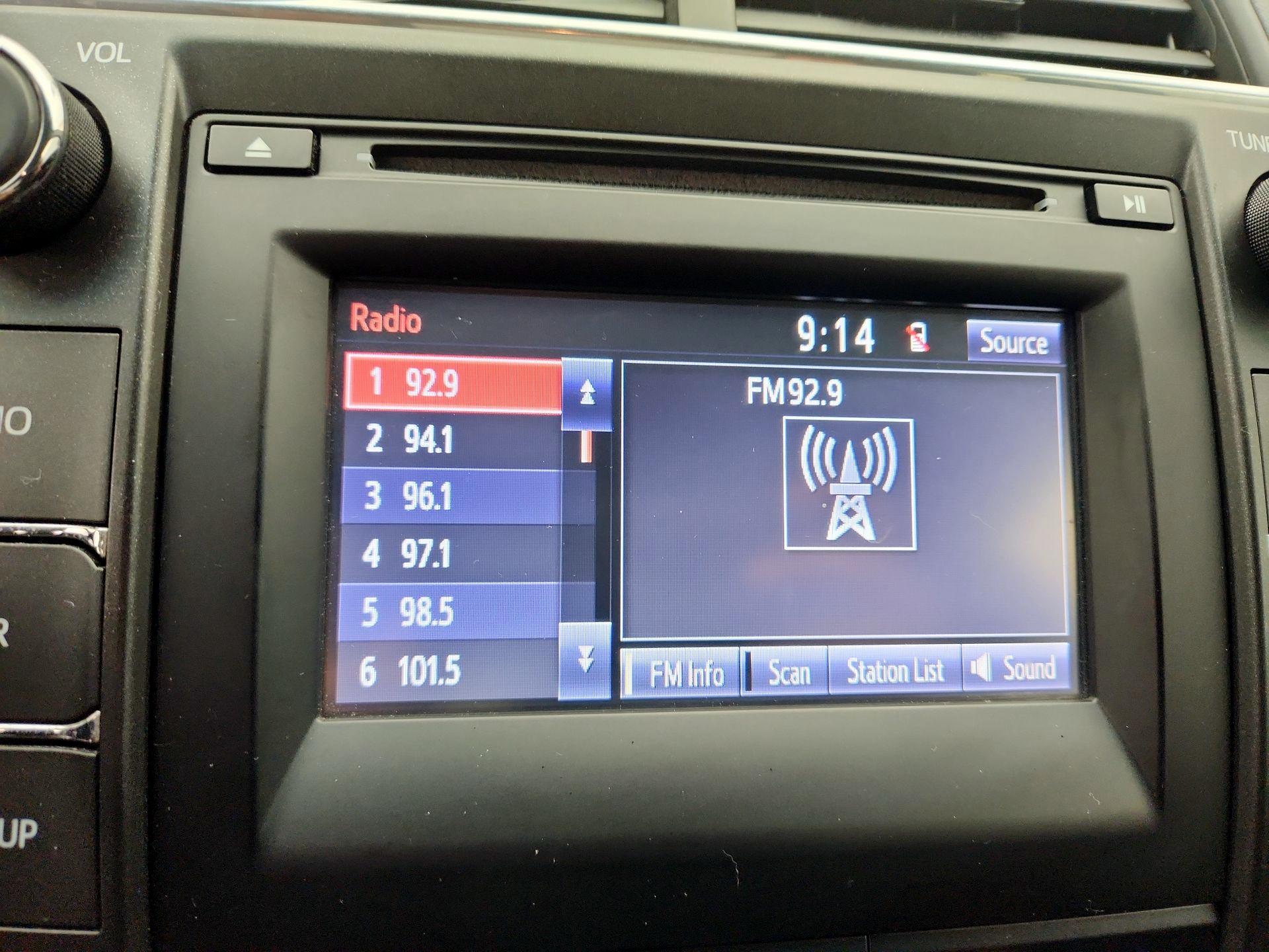 Thumbnail: 2017 Toyota Camry - 15