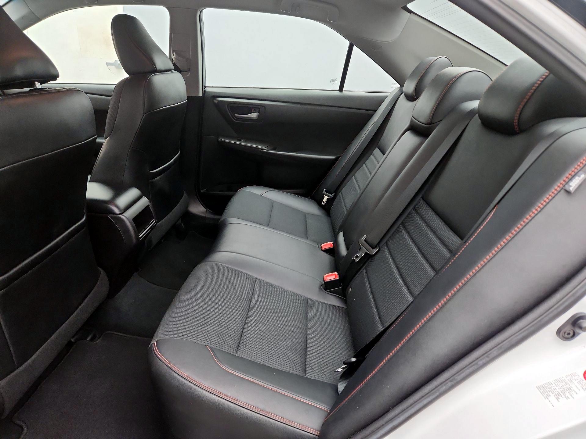 Thumbnail: 2017 Toyota Camry - 19