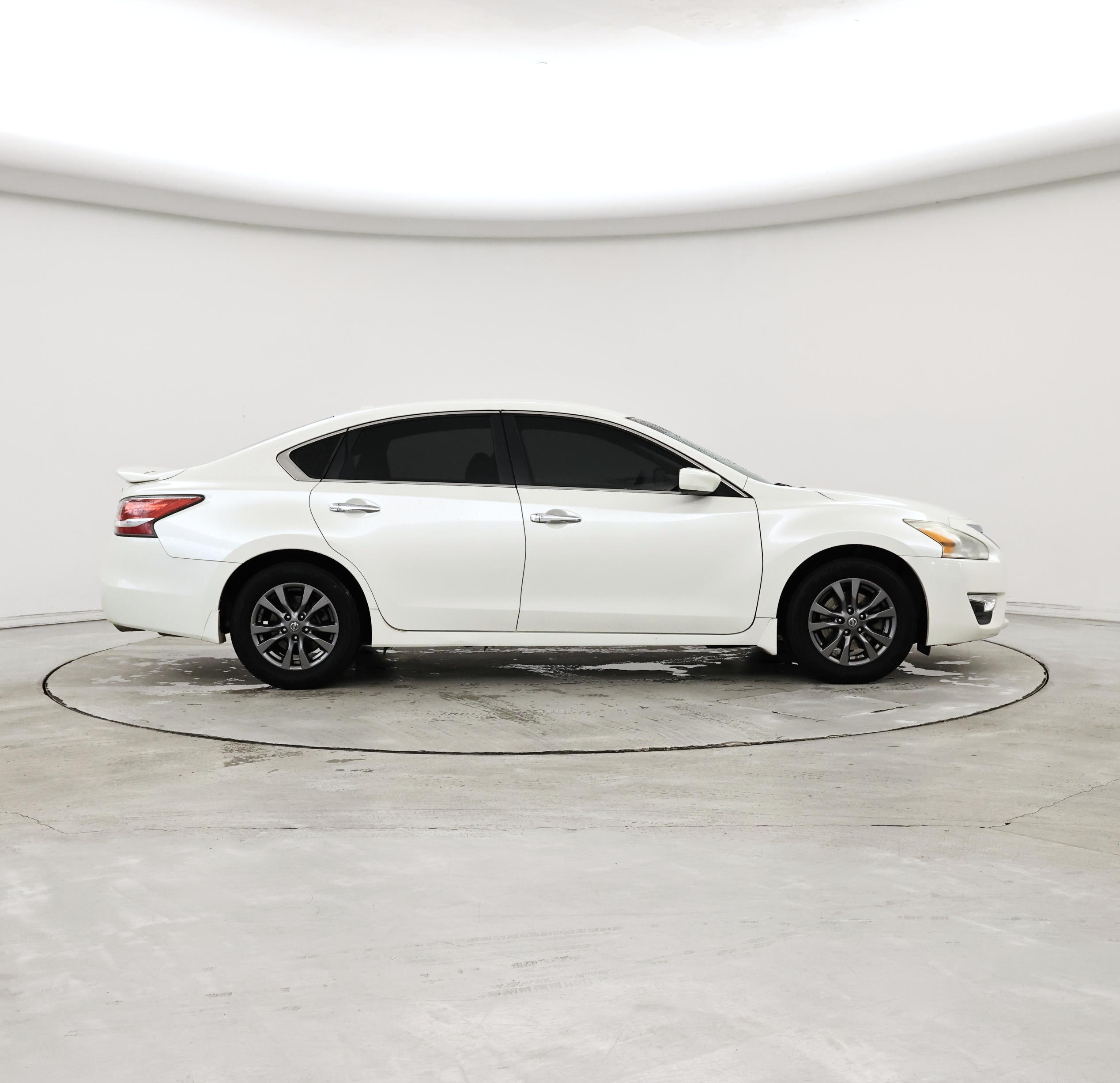 Thumbnail: 2015 Nissan Altima - 7