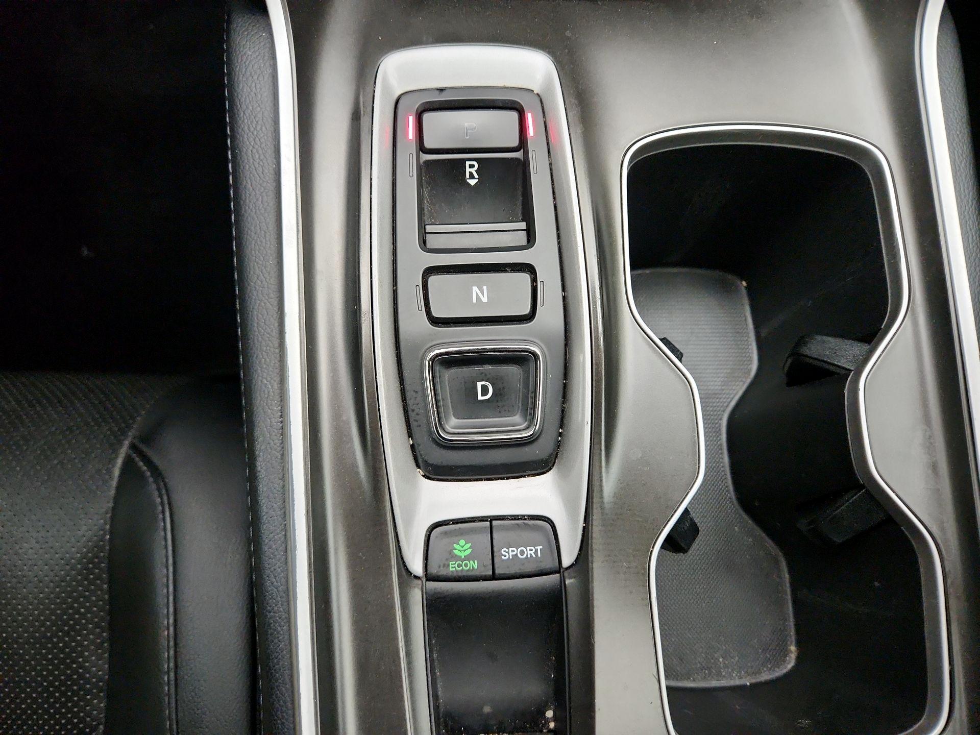 Thumbnail: 2018 Honda Accord - 17