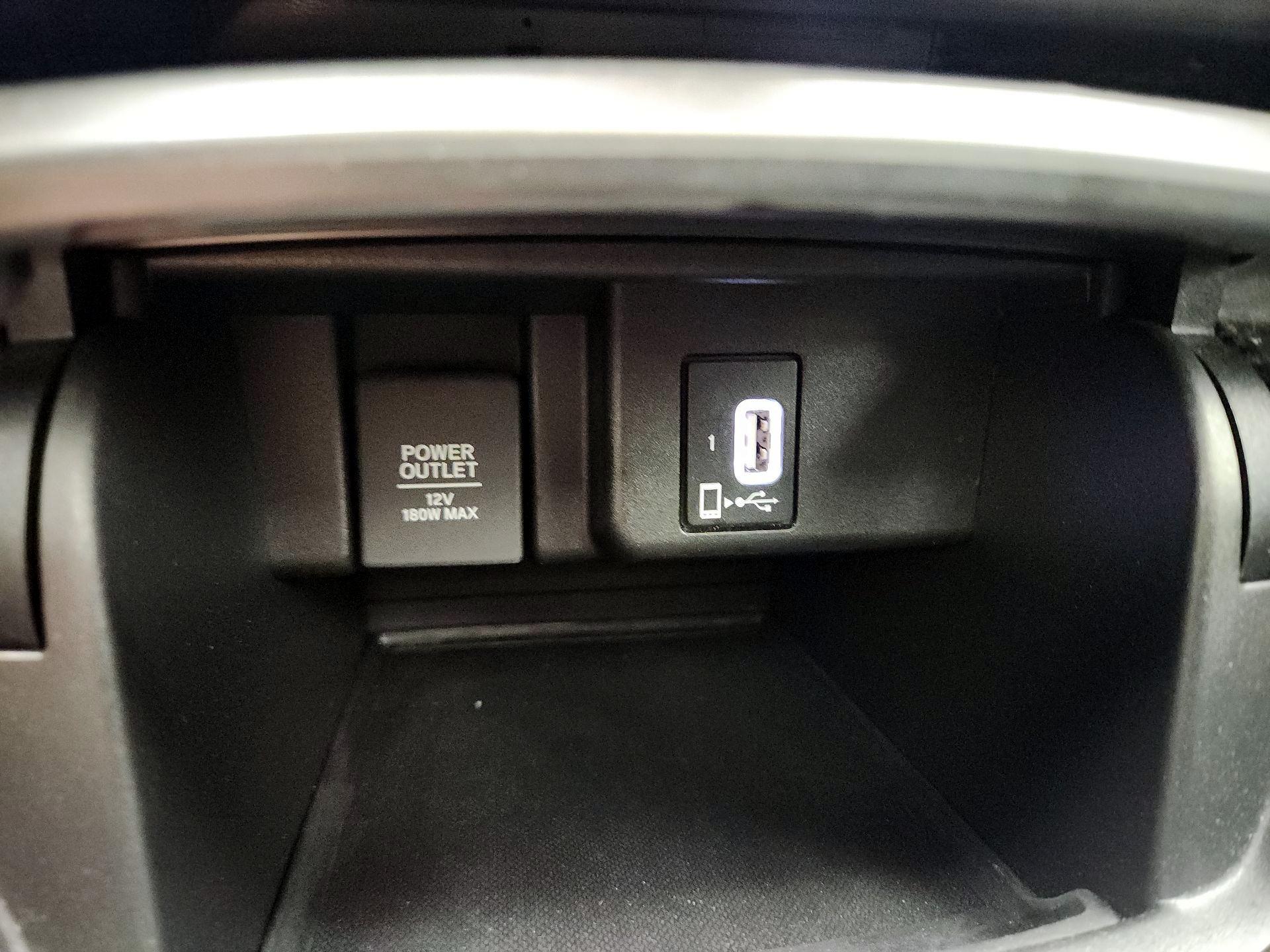 Thumbnail: 2018 Honda Accord - 18