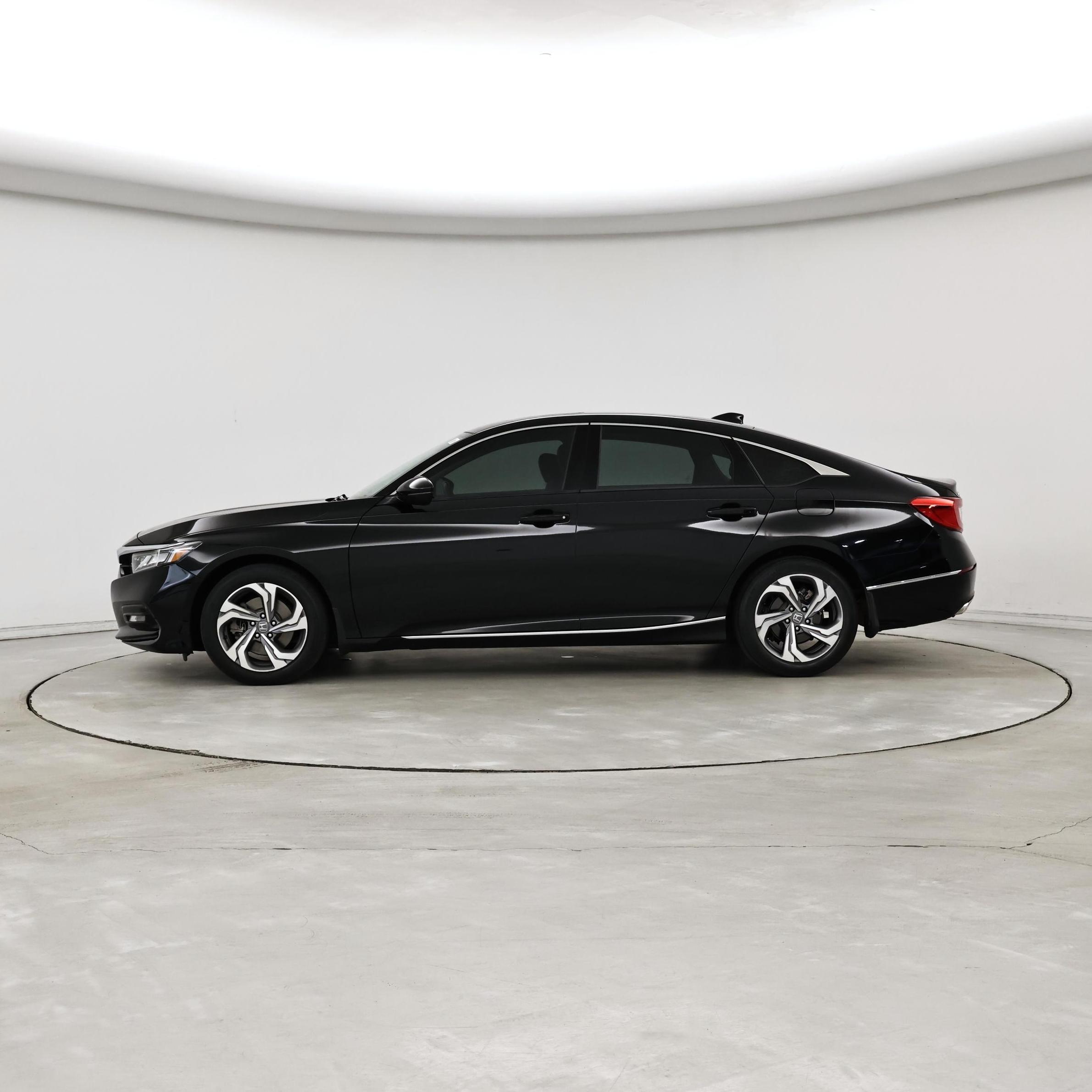 Thumbnail: 2018 Honda Accord - 3