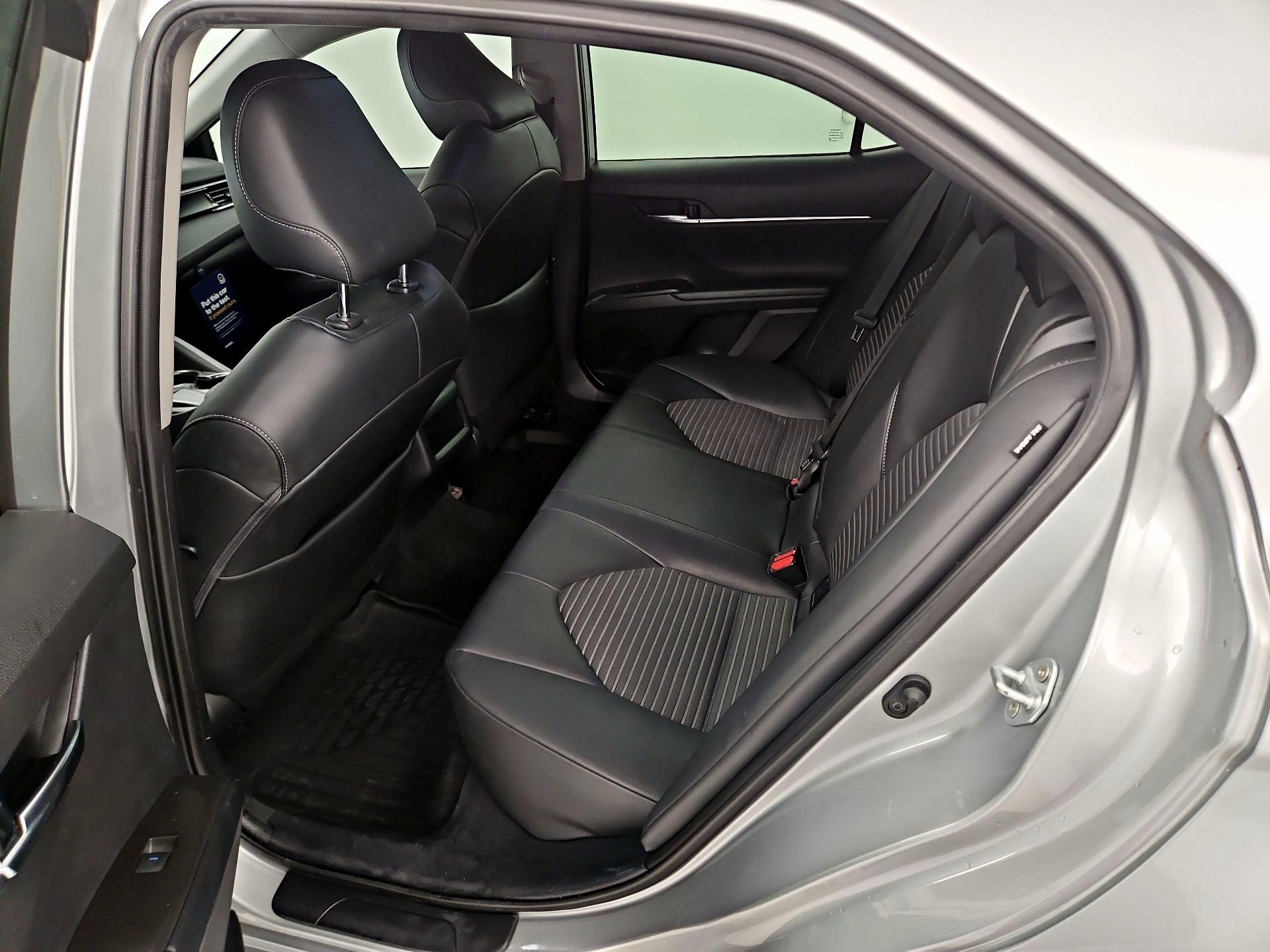 Thumbnail: 2021 Toyota Camry - 19