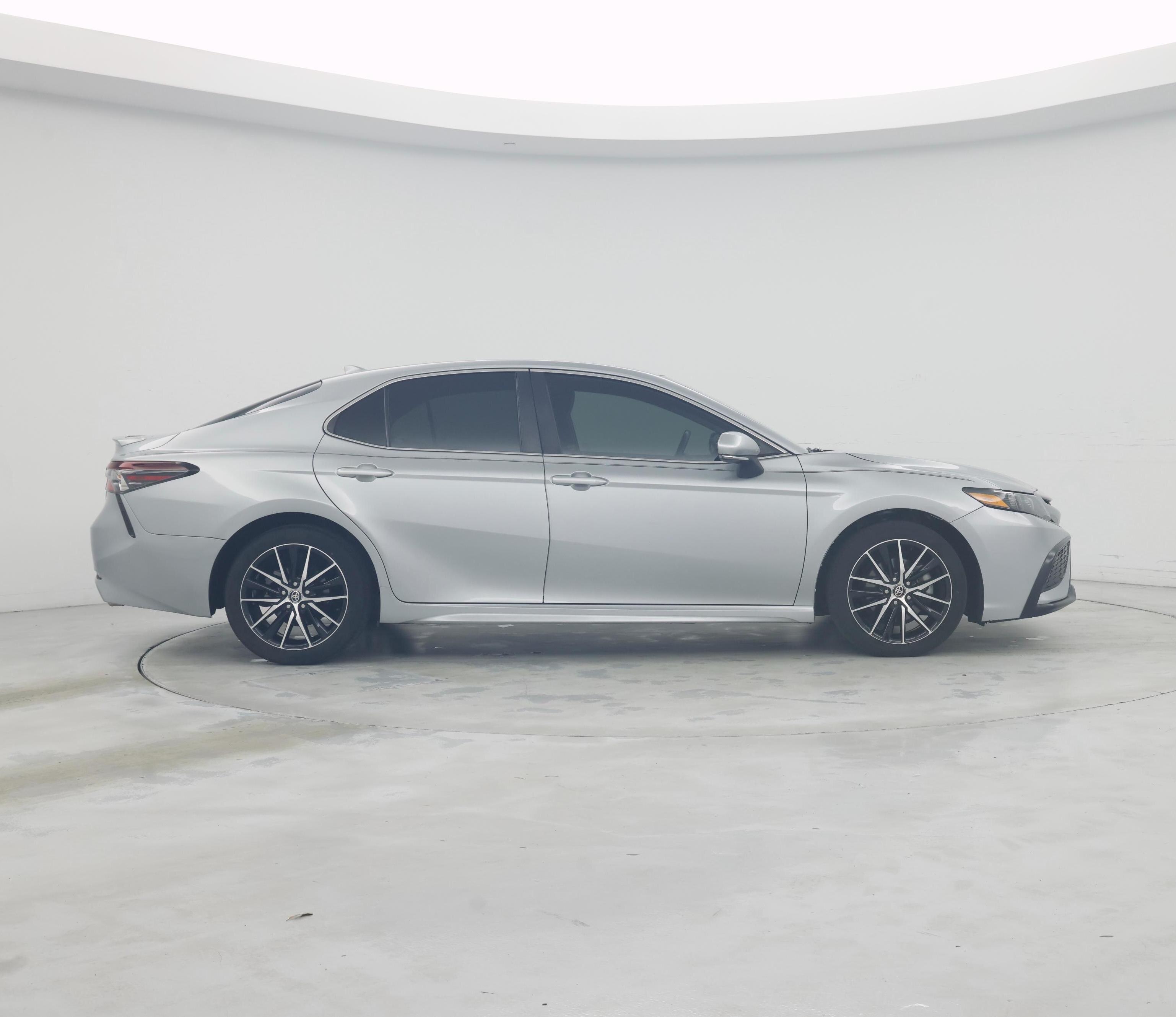 Thumbnail: 2021 Toyota Camry - 7