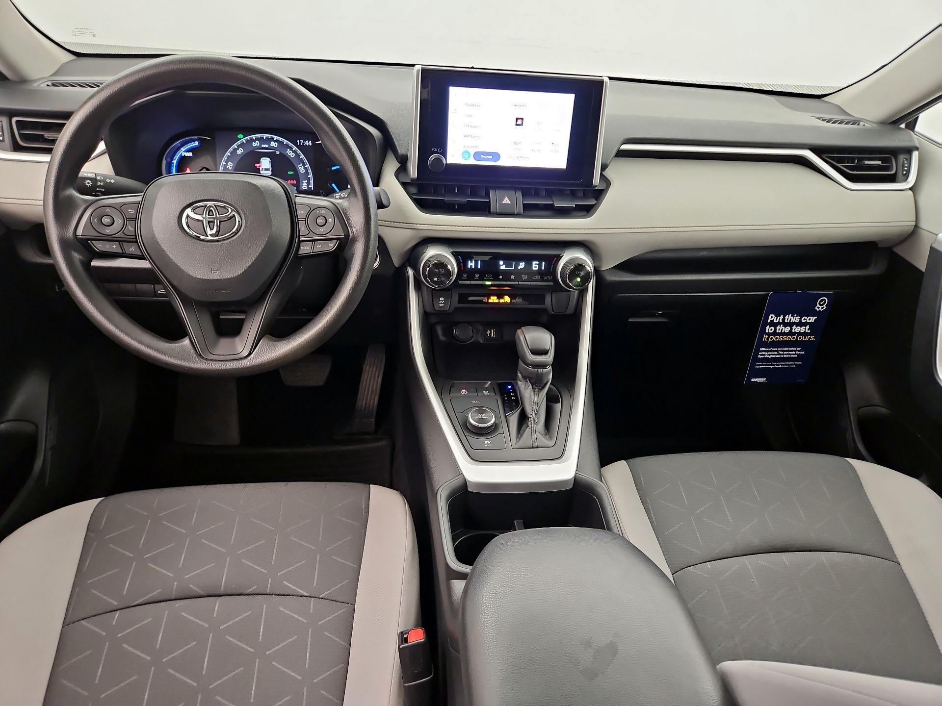 Thumbnail: 2024 Toyota RAV4 - 9