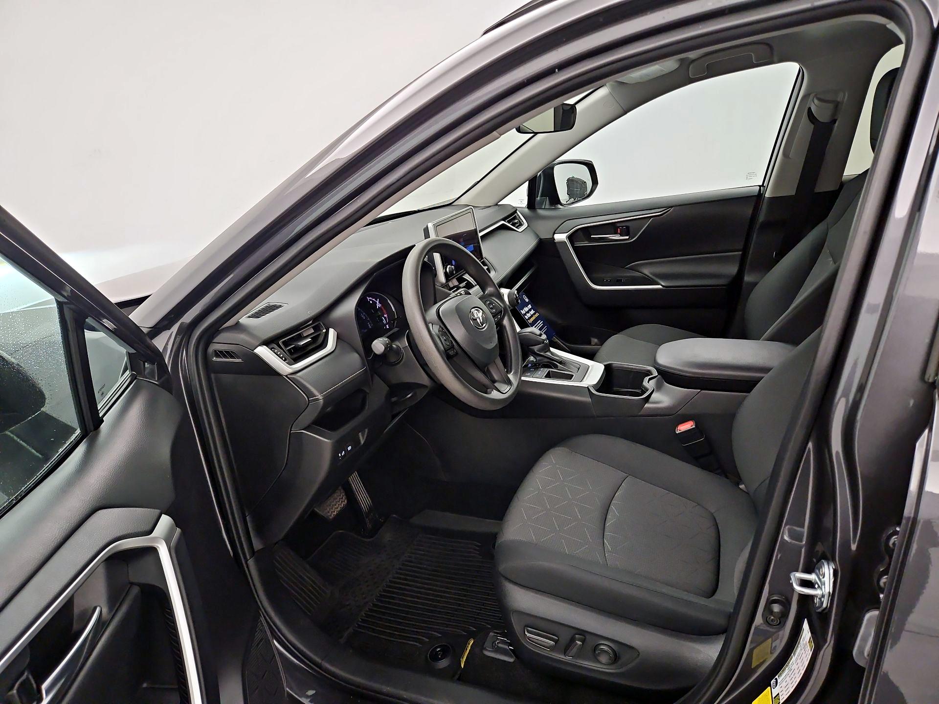 Thumbnail: 2024 Toyota RAV4 - 11