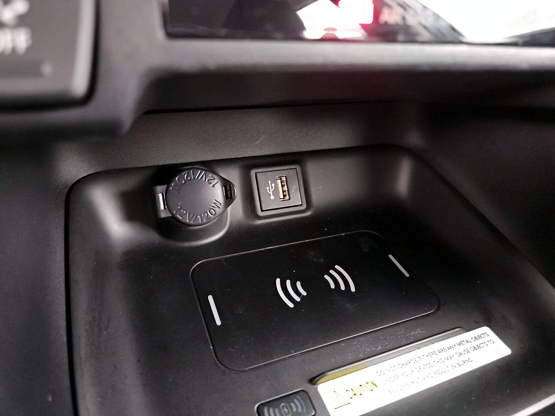 Thumbnail: 2024 Toyota RAV4 - 18