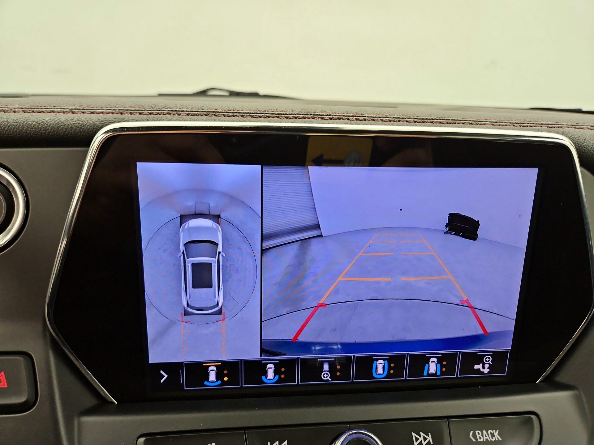 Thumbnail: 2020 Chevrolet Blazer - 15