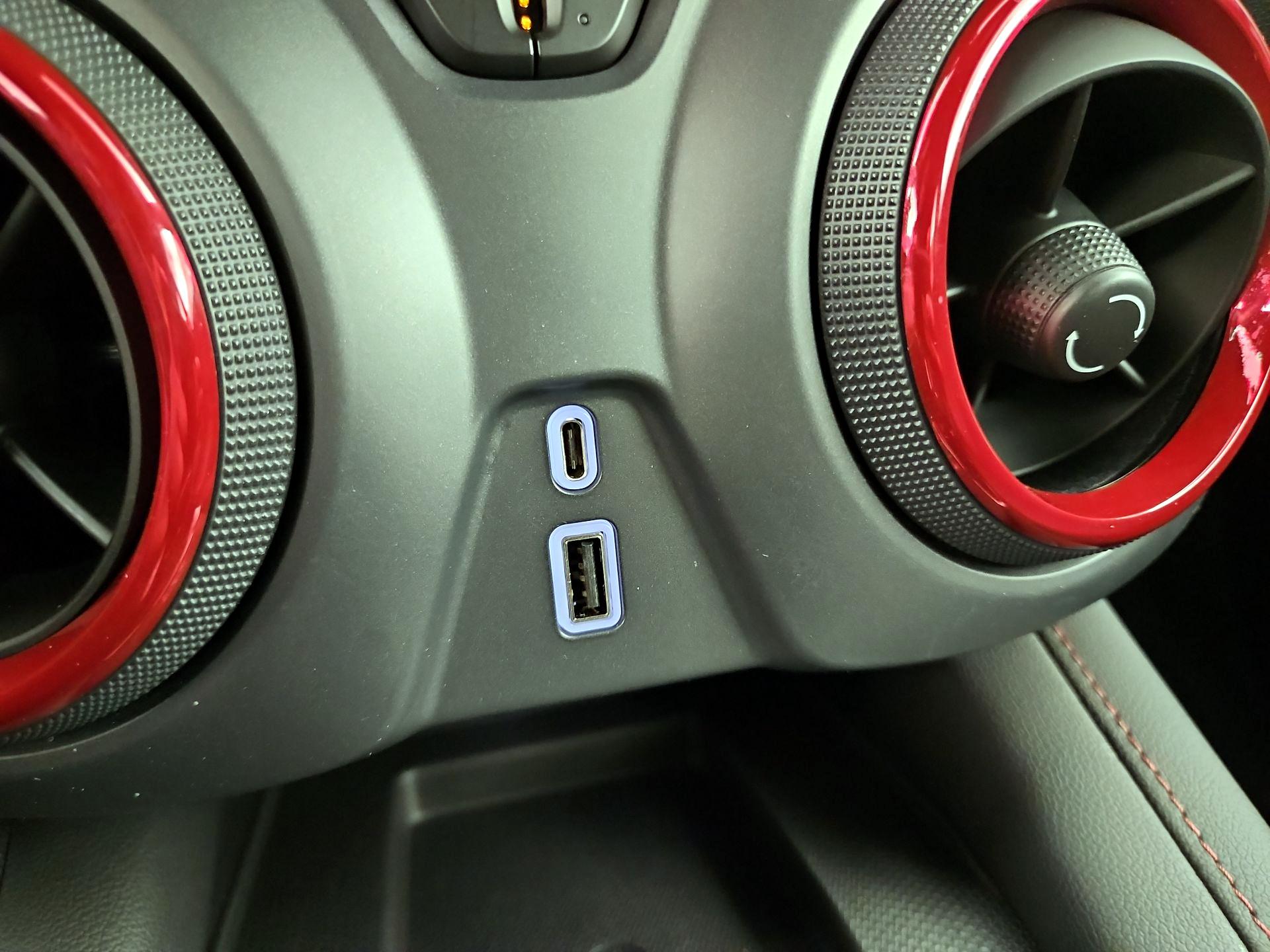 Thumbnail: 2020 Chevrolet Blazer - 19