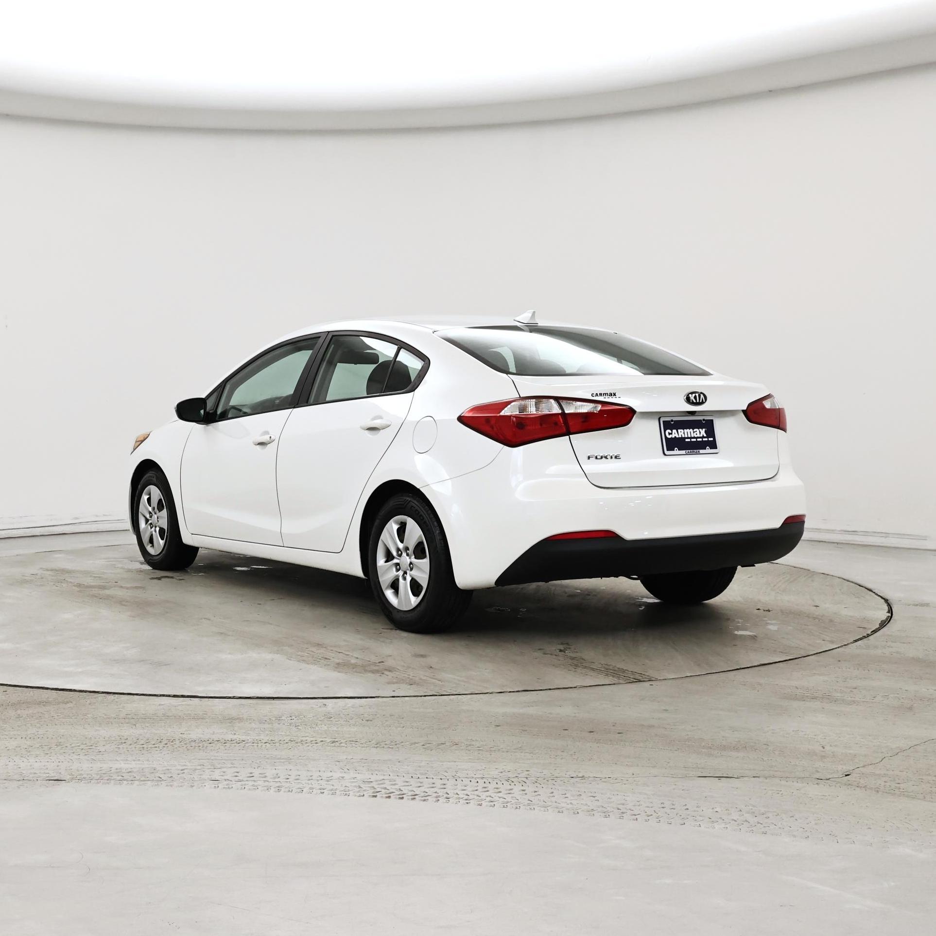 Thumbnail: 2016 Kia Forte - 2