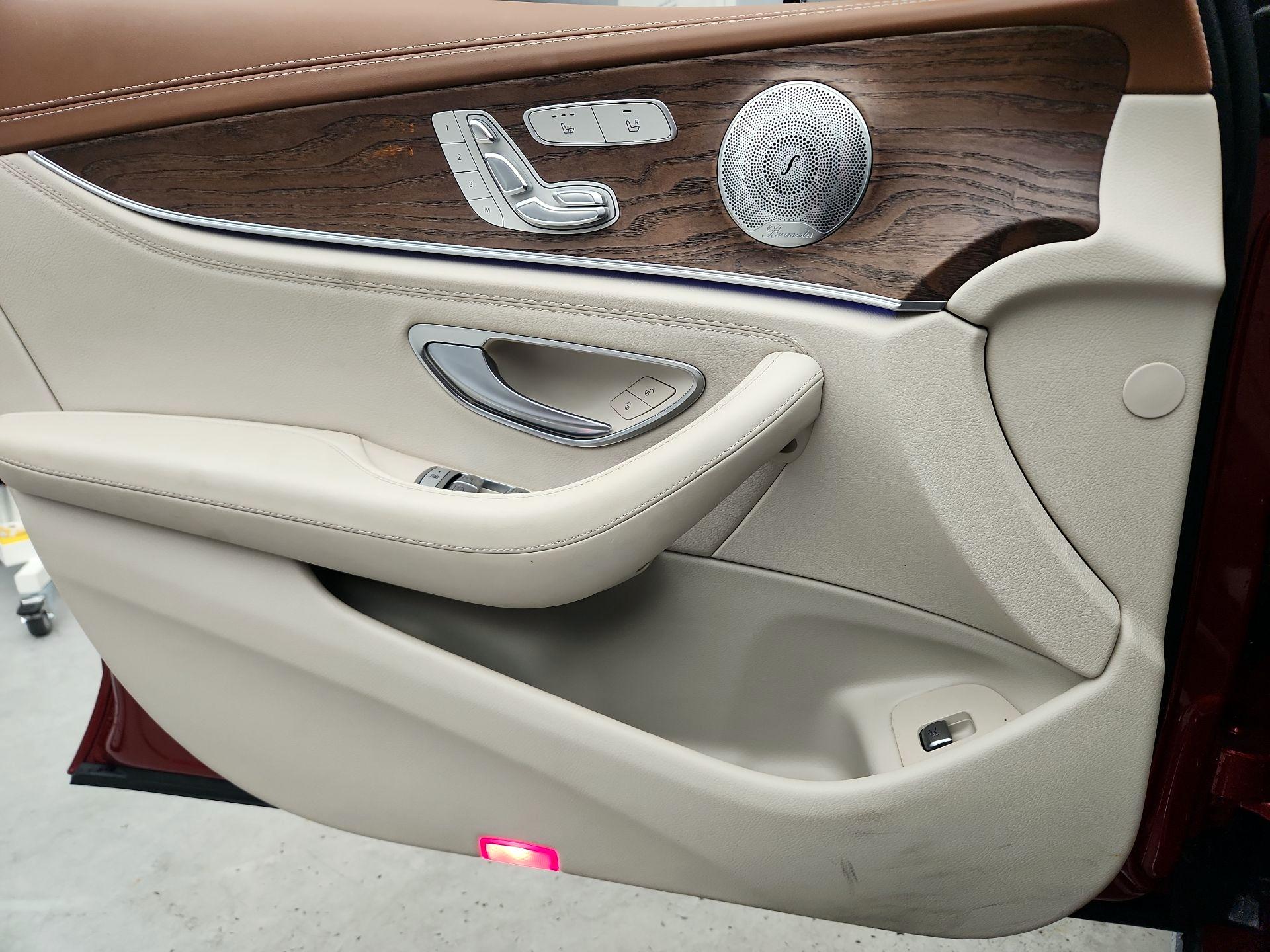 Thumbnail: 2017 Mercedes-Benz E-Class - 12