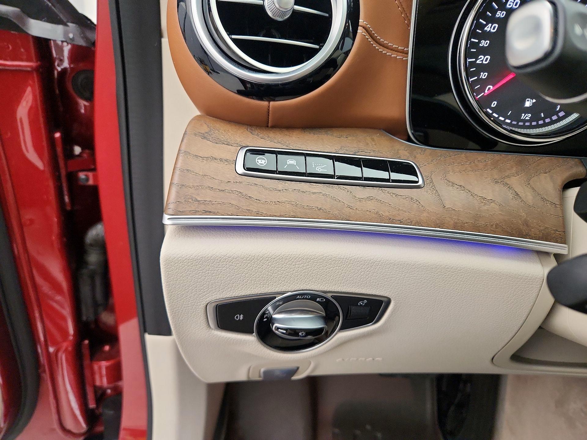 Thumbnail: 2017 Mercedes-Benz E-Class - 13