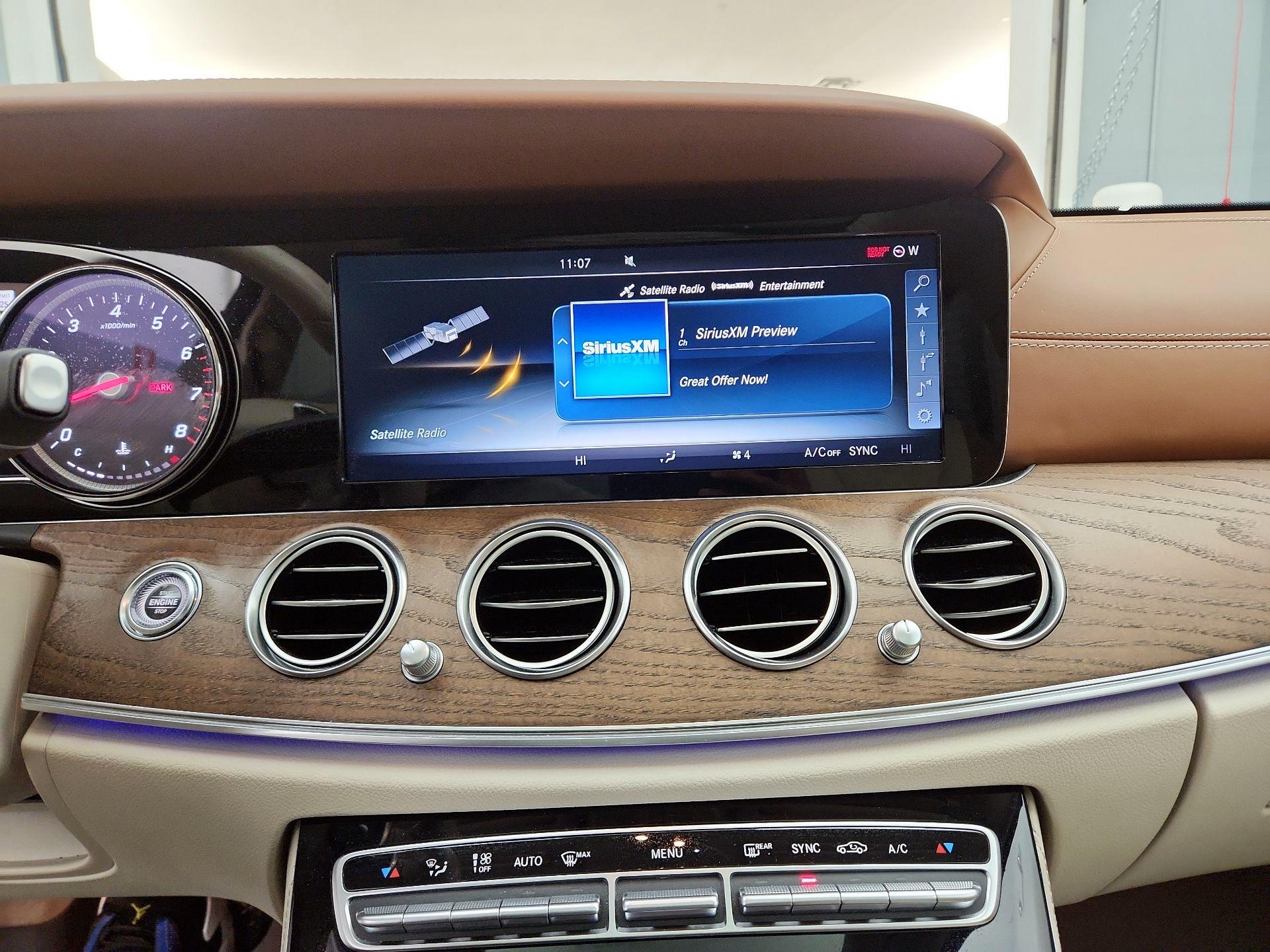 Thumbnail: 2017 Mercedes-Benz E-Class - 16