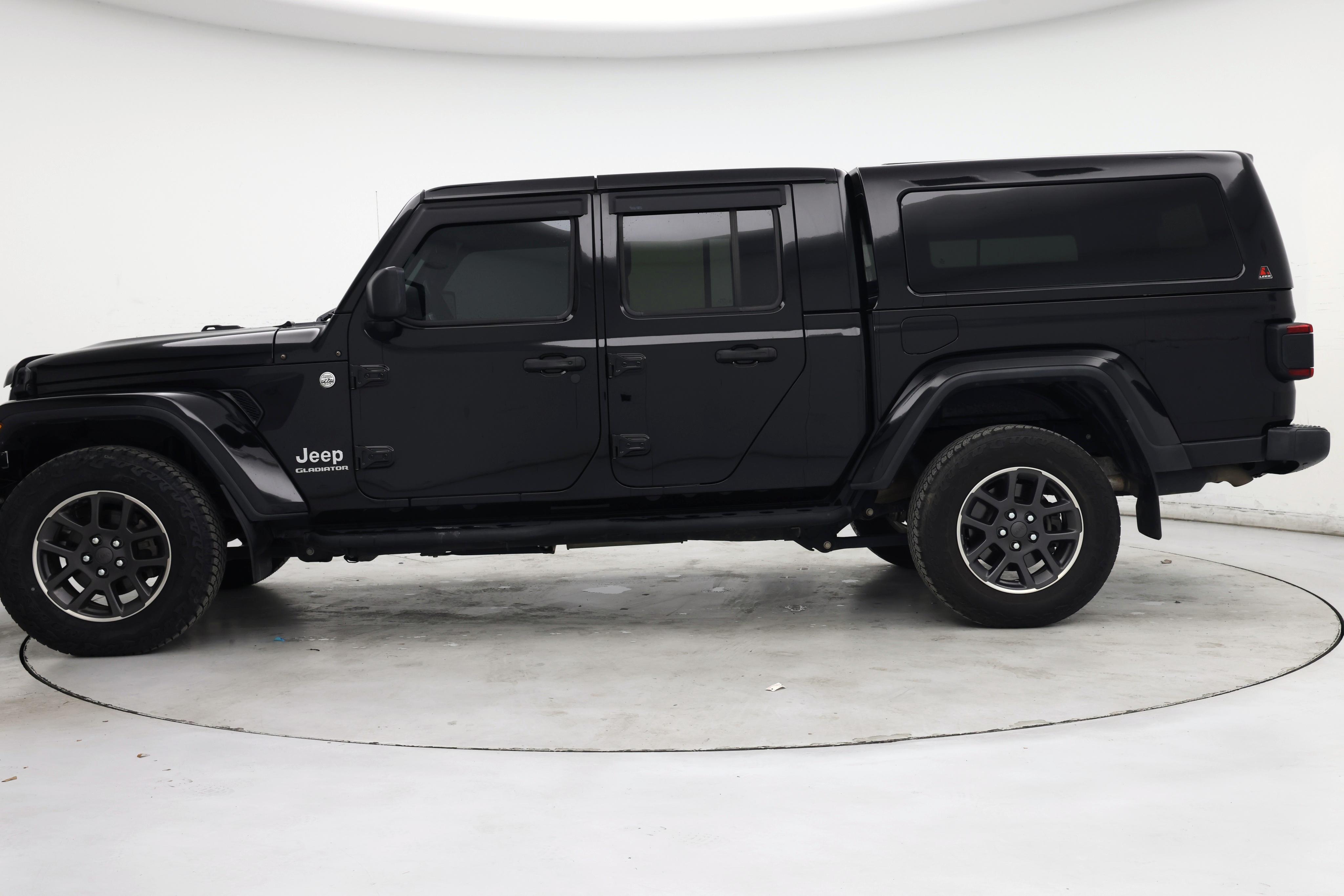 Thumbnail: 2020 Jeep Gladiator - 3