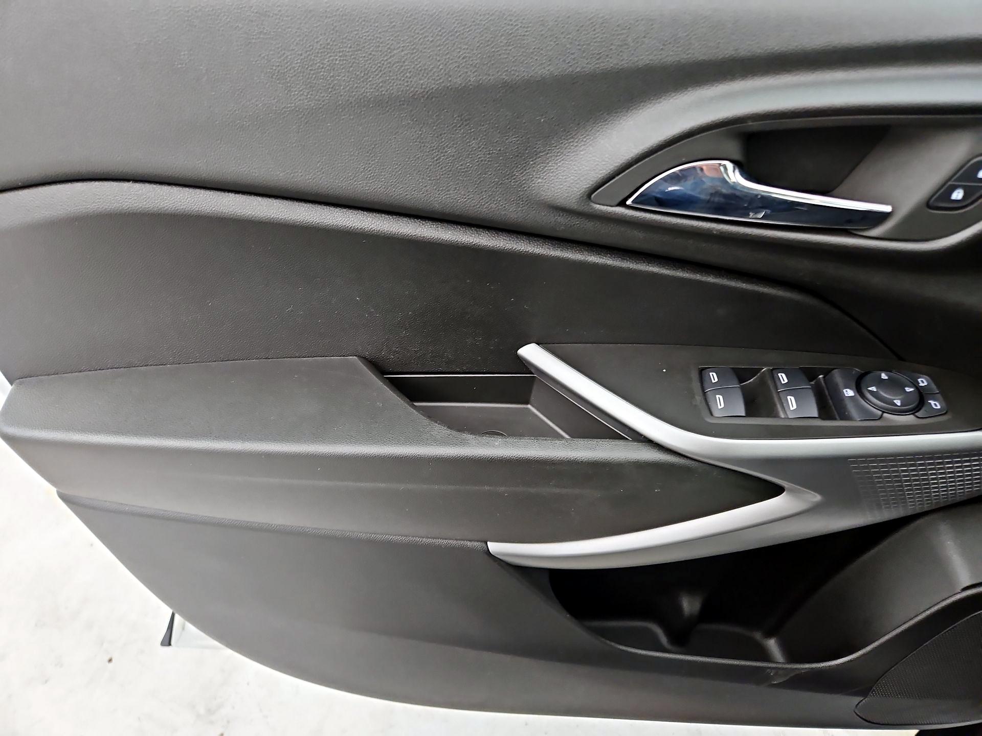 Thumbnail: 2024 Chevrolet Trax - 12