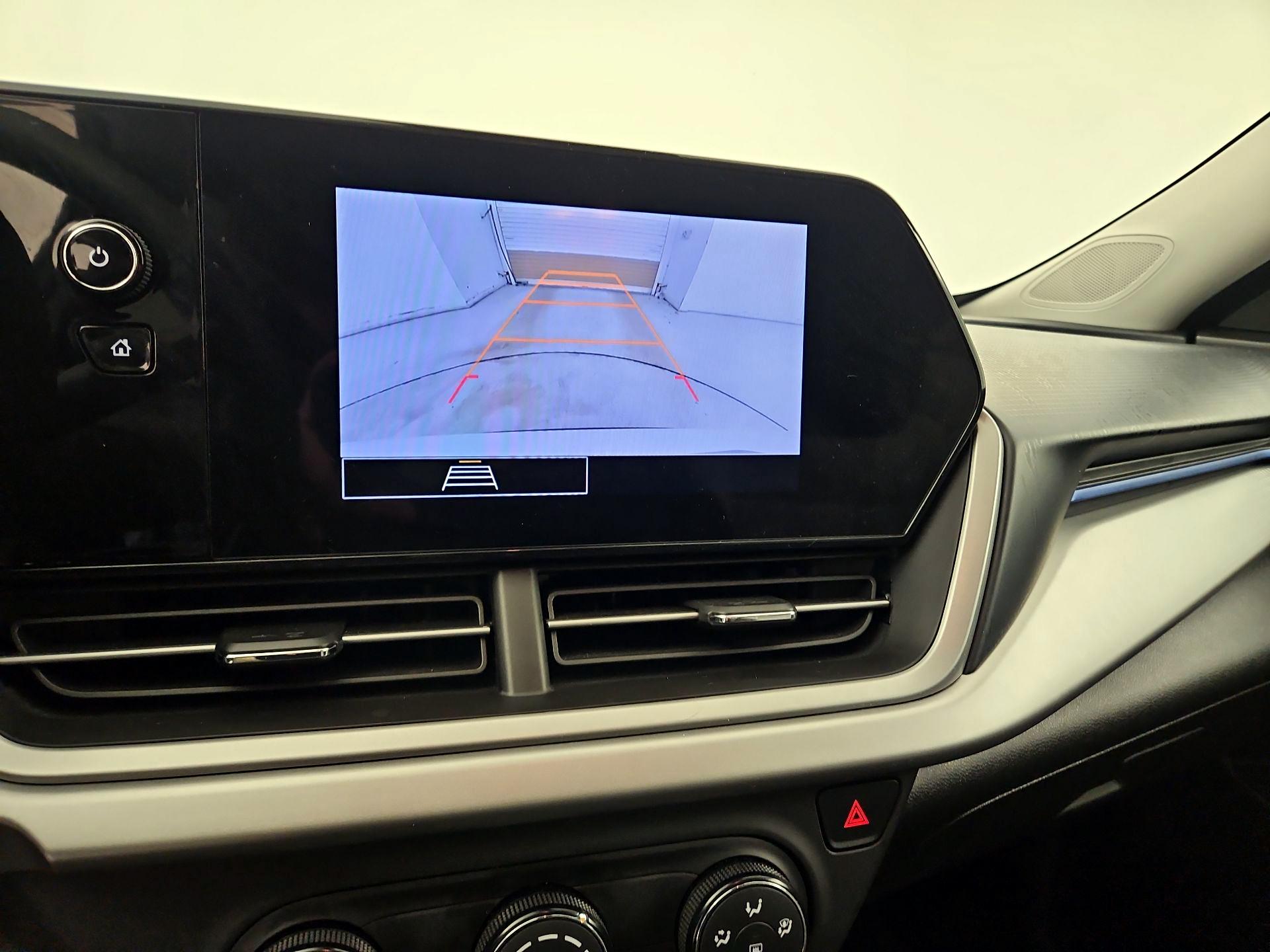 Thumbnail: 2024 Chevrolet Trax - 14