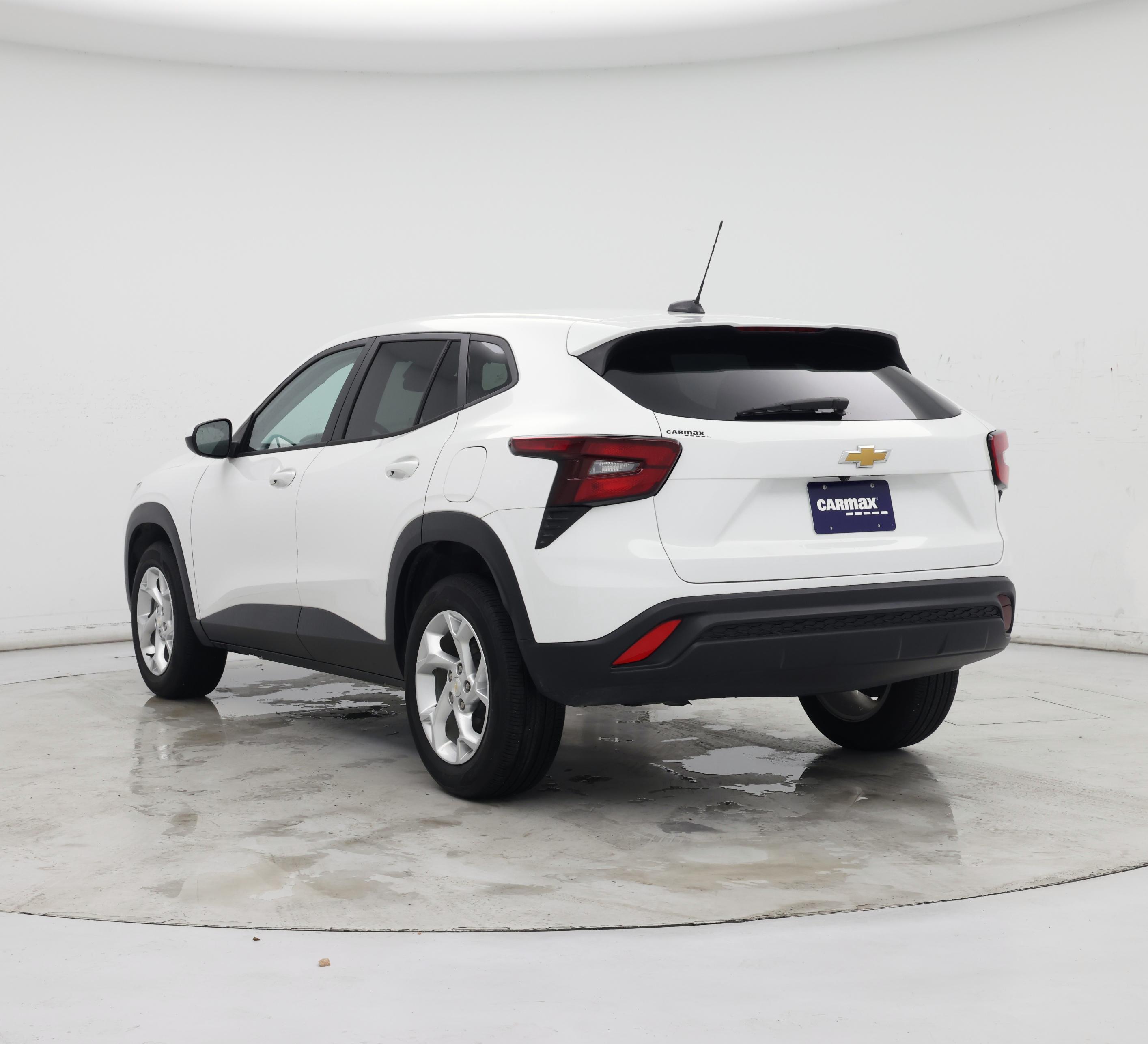 Thumbnail: 2024 Chevrolet Trax - 2