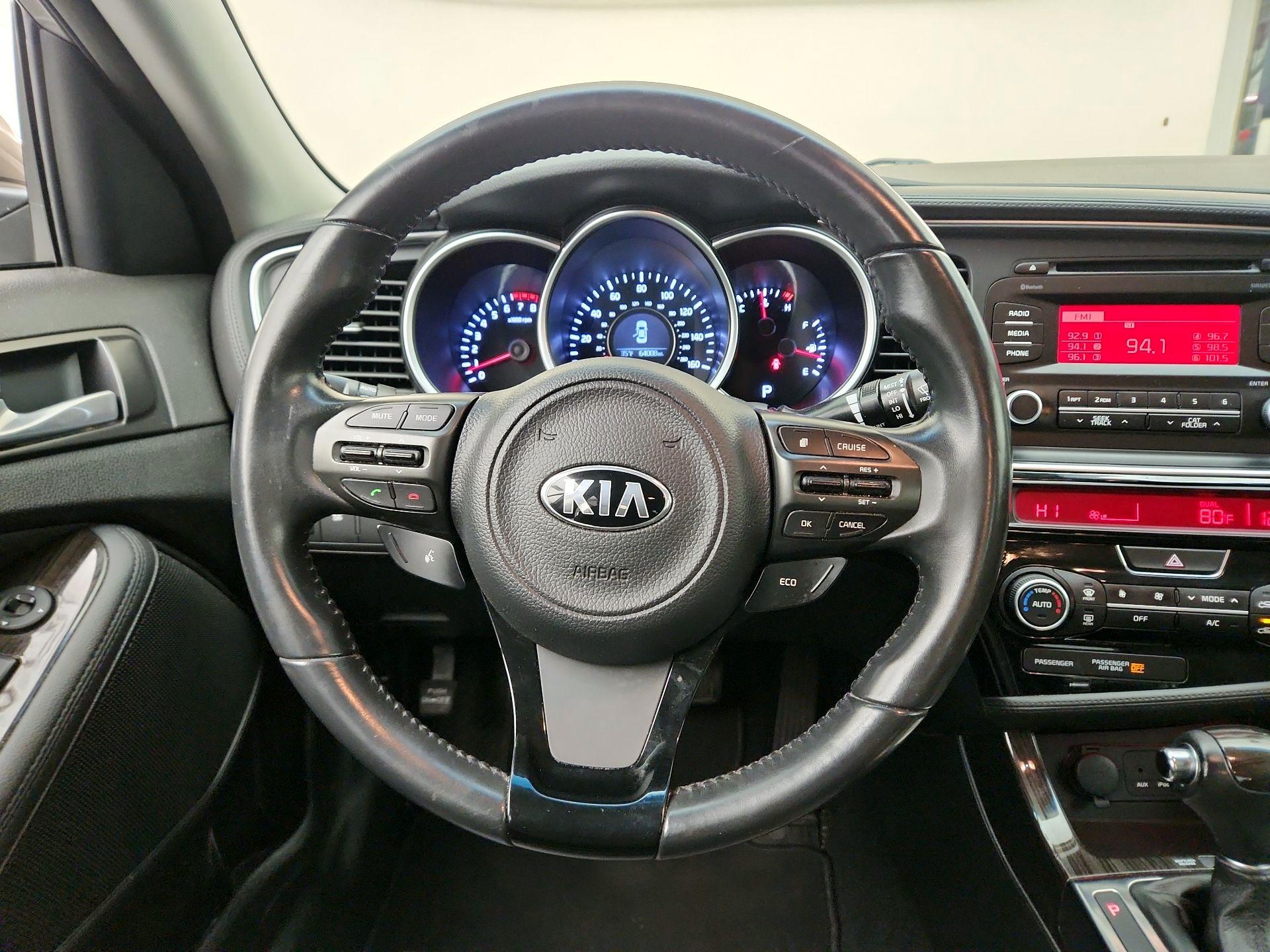 Thumbnail: 2015 Kia Optima - 10