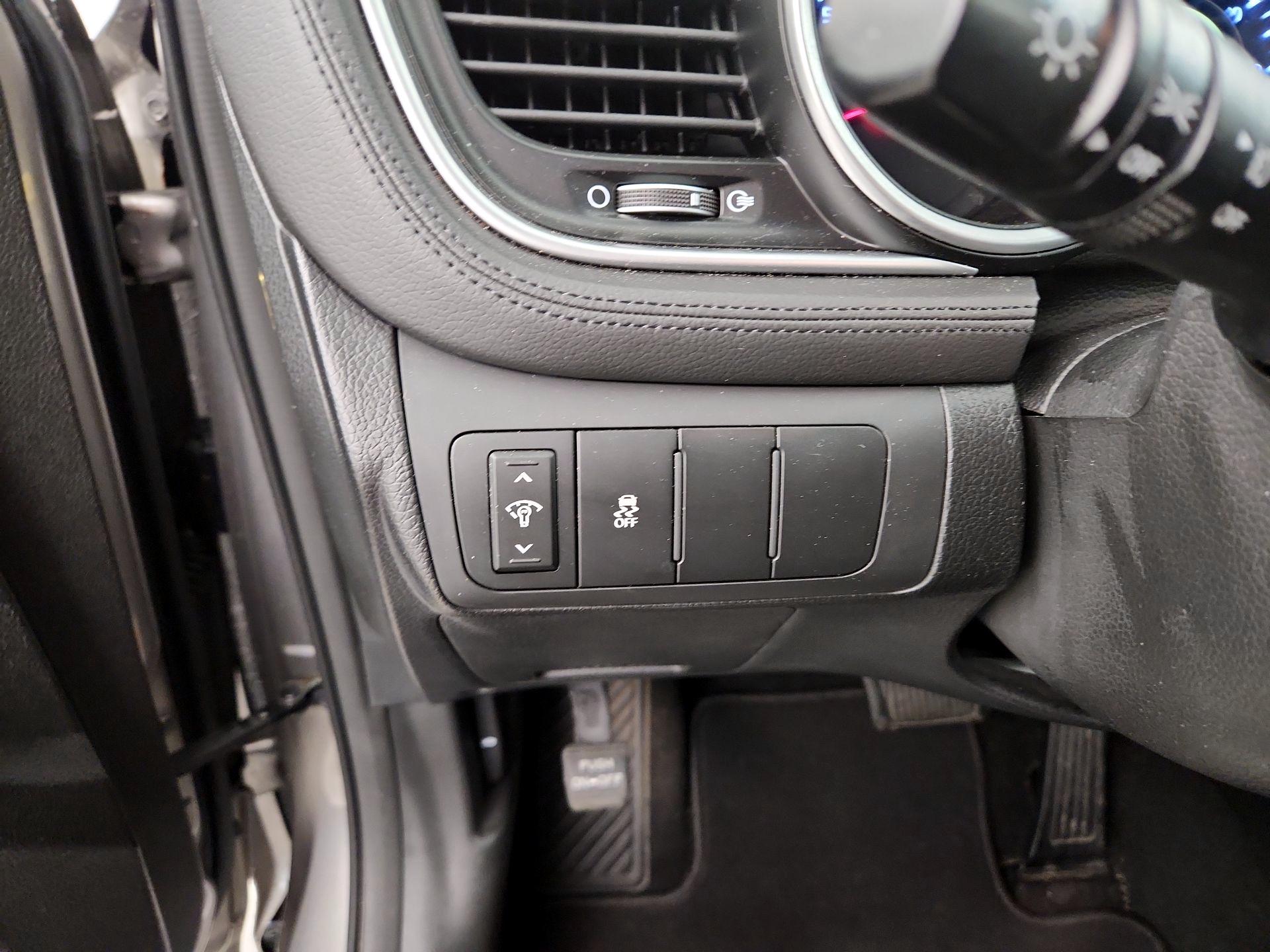 Thumbnail: 2015 Kia Optima - 13