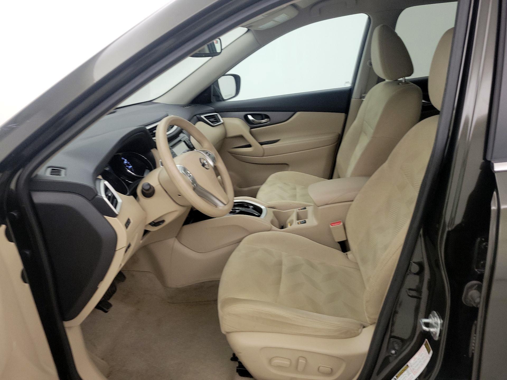 Thumbnail: 2015 Nissan Rogue - 11