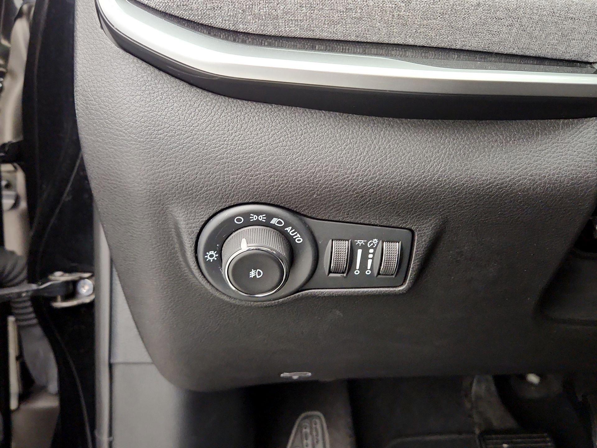 Thumbnail: 2024 Jeep Compass - 13