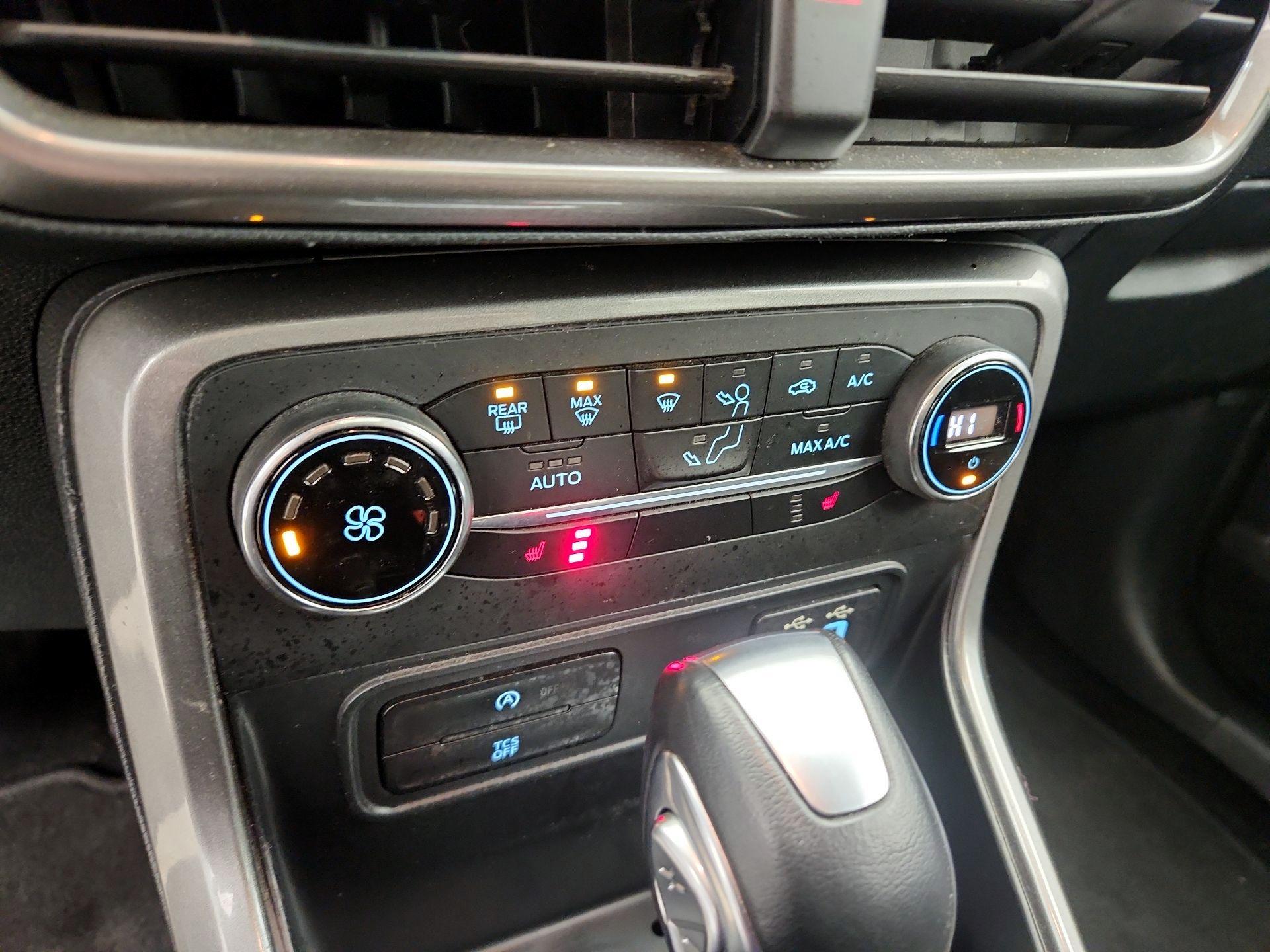 Thumbnail: 2020 Ford EcoSport - 16