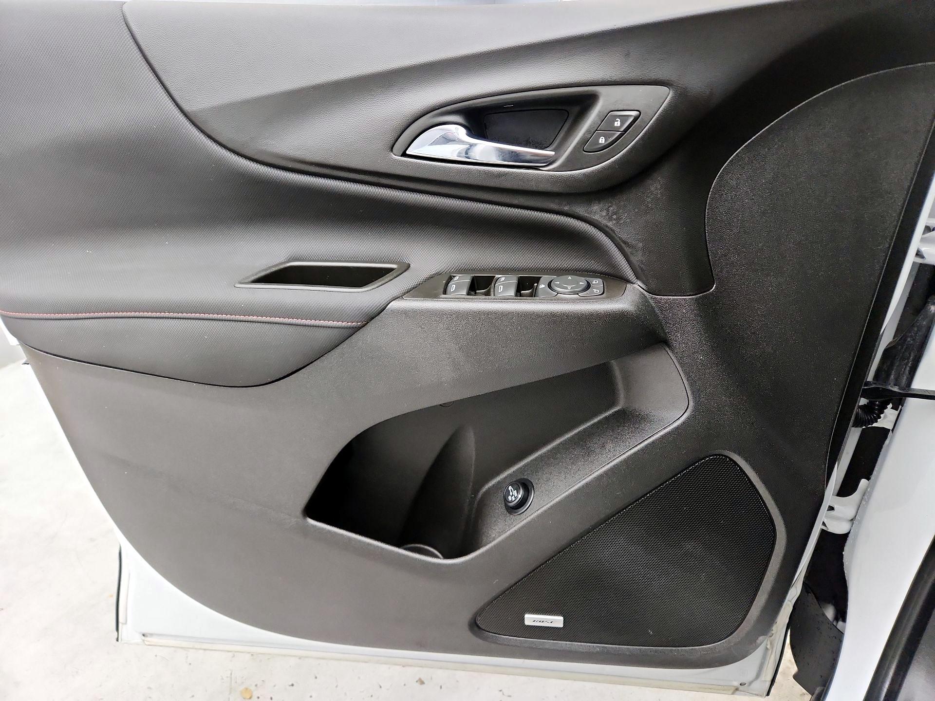 Thumbnail: 2022 Chevrolet Equinox - 12