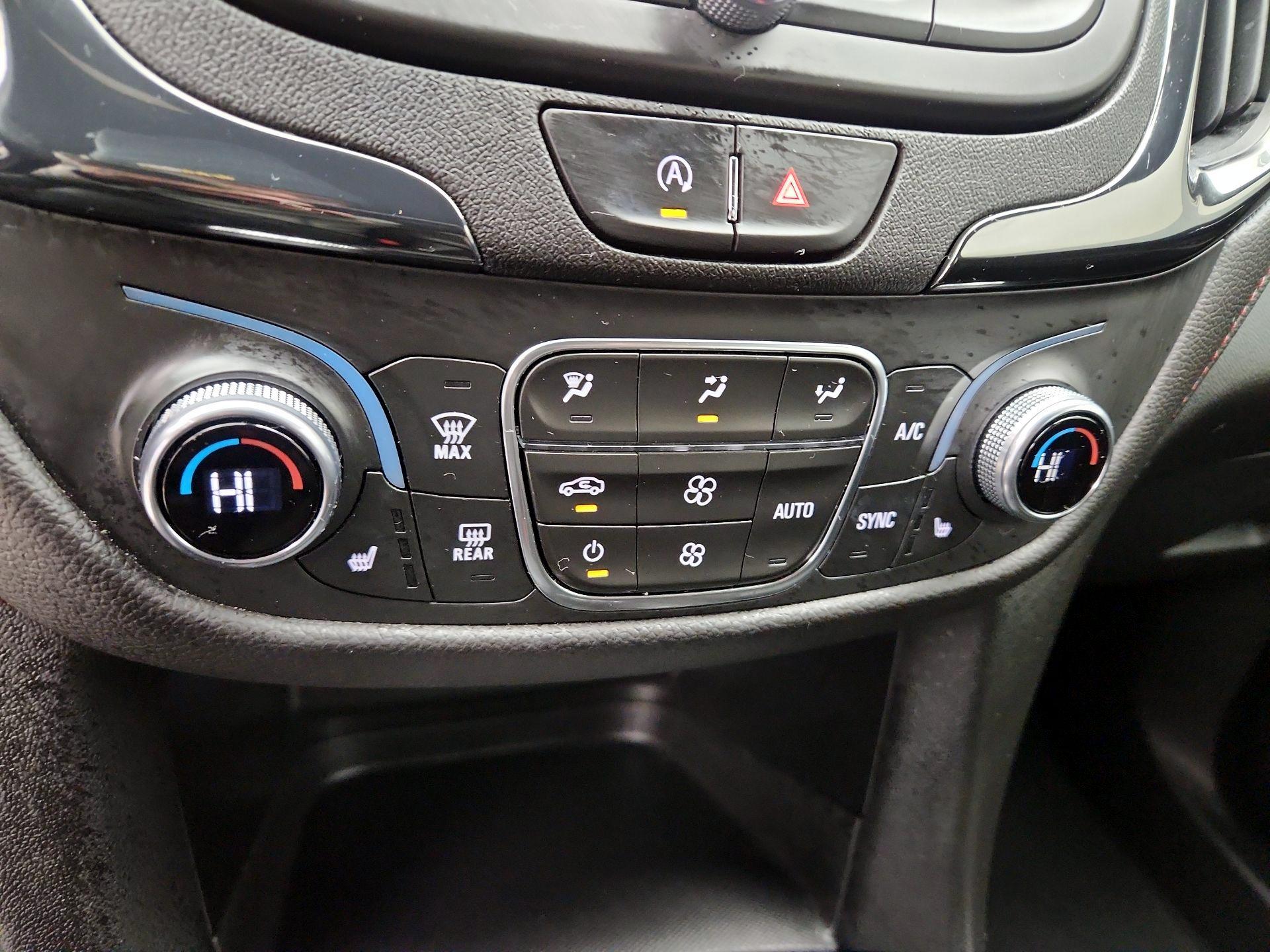 Thumbnail: 2022 Chevrolet Equinox - 16