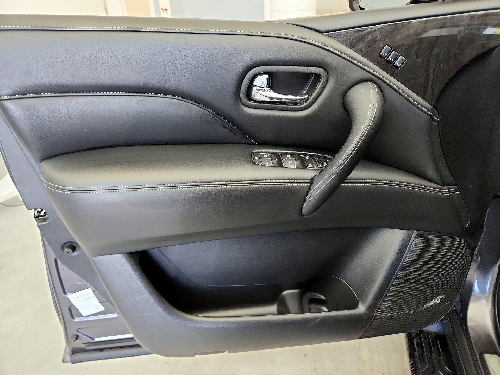 Thumbnail: 2024 INFINITI QX80 - 12