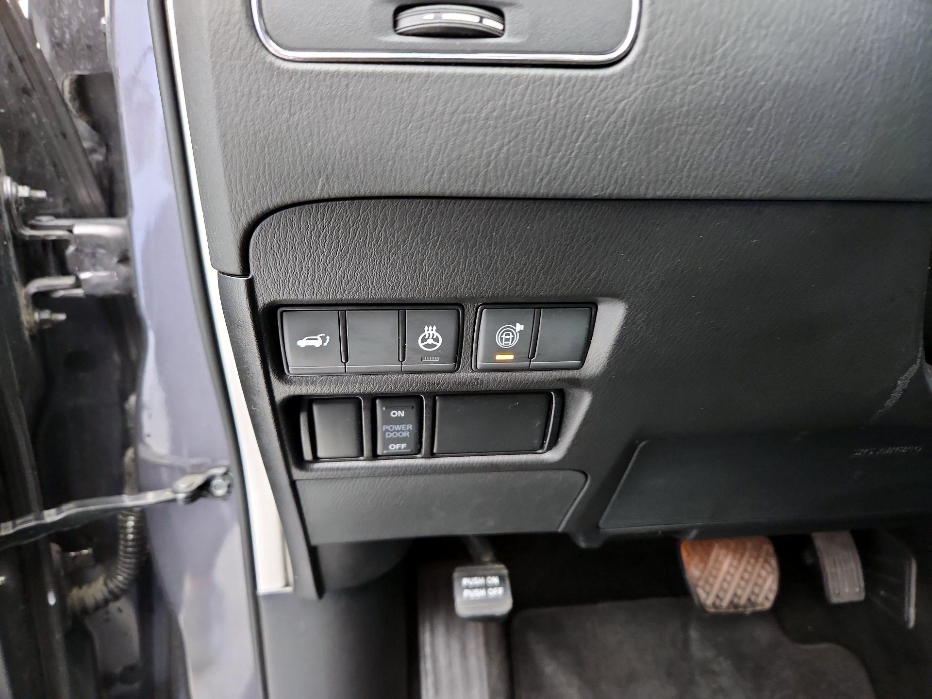 Thumbnail: 2024 INFINITI QX80 - 13