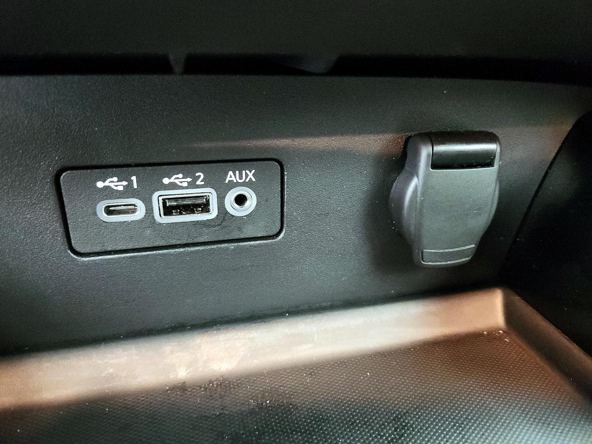 Thumbnail: 2023 Nissan Altima - 18