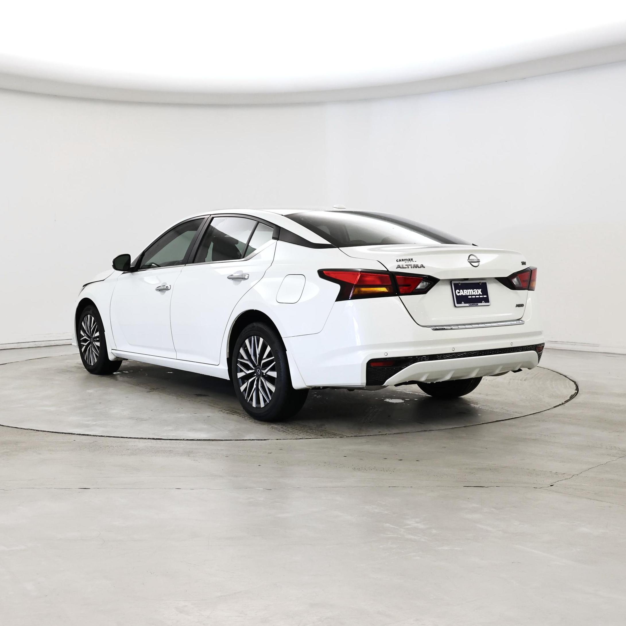 Thumbnail: 2023 Nissan Altima - 2