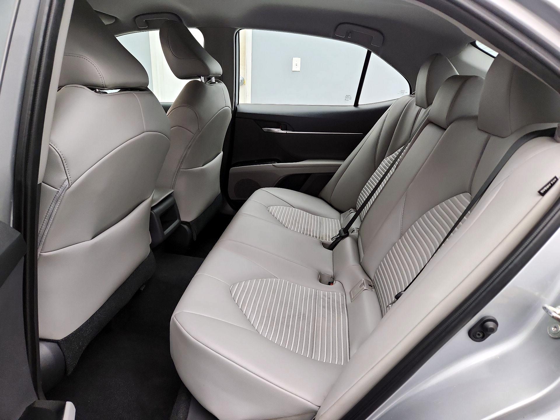 Thumbnail: 2020 Toyota Camry - 19